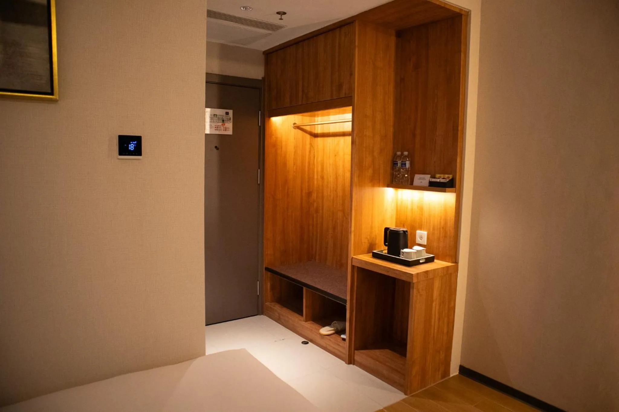 Aglow Hotel Harbor Bay Batam