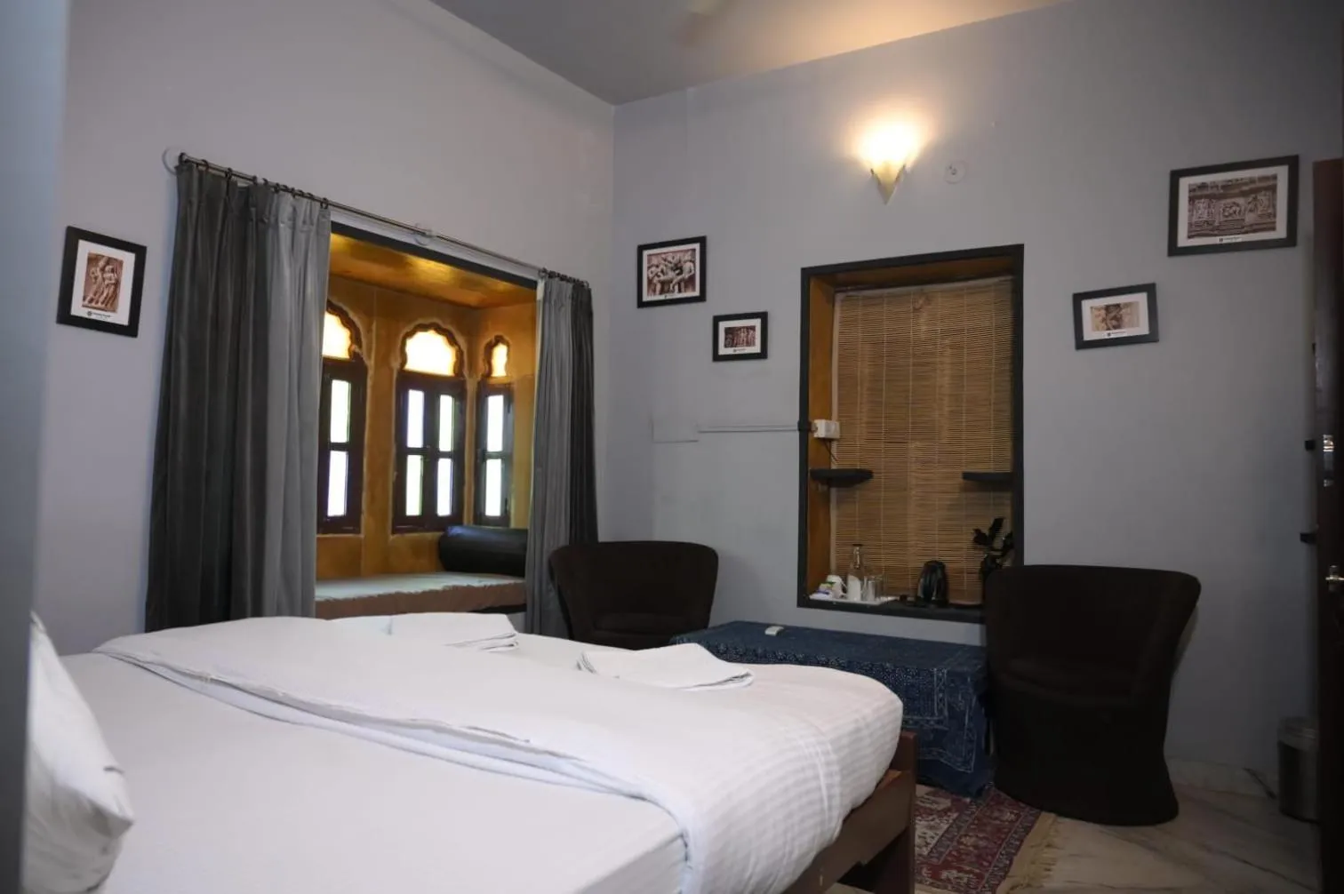 Seating area, Bed in Hostel Vostel