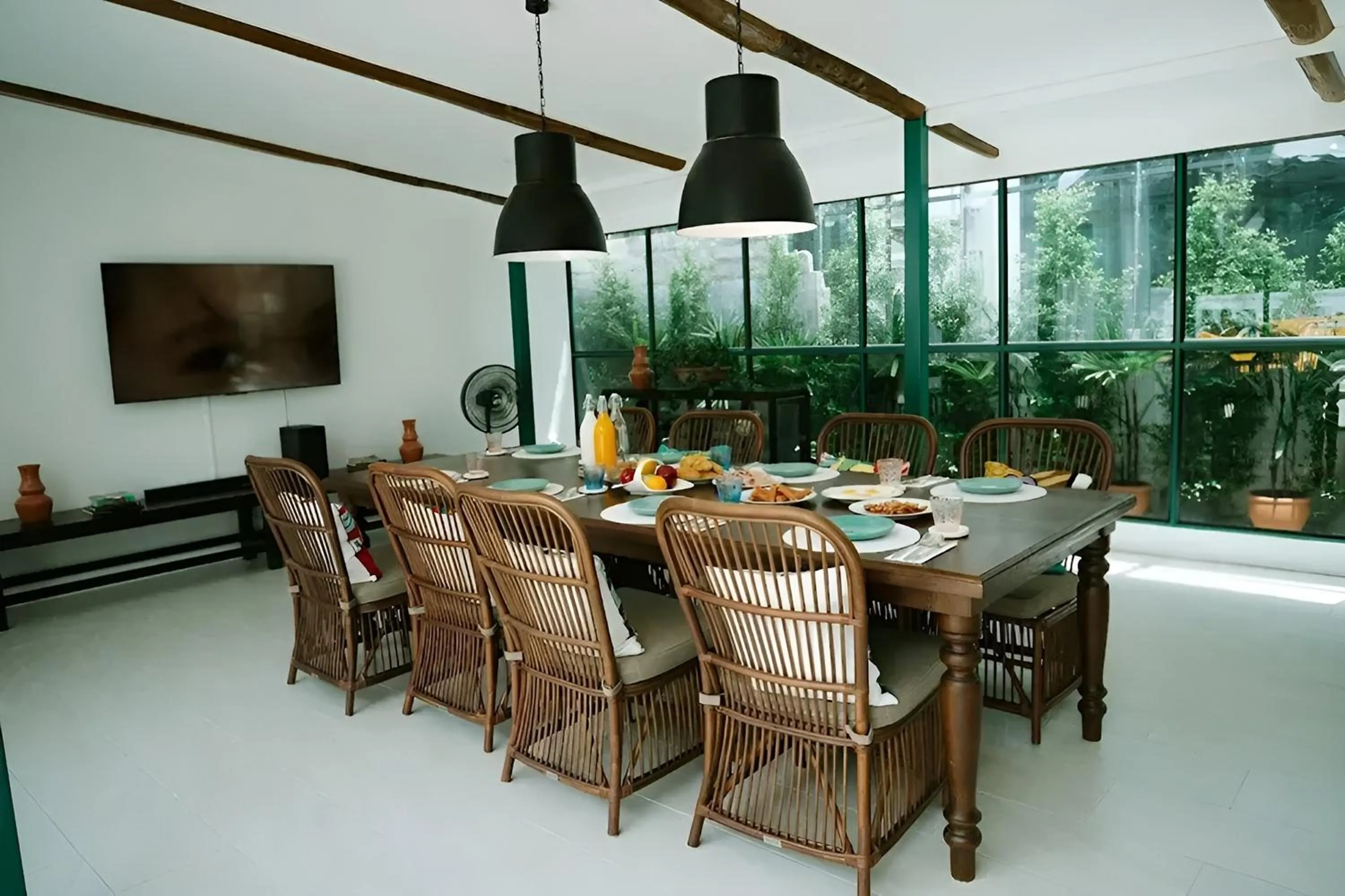 Dining area in Villa Cavallo Chiangrai