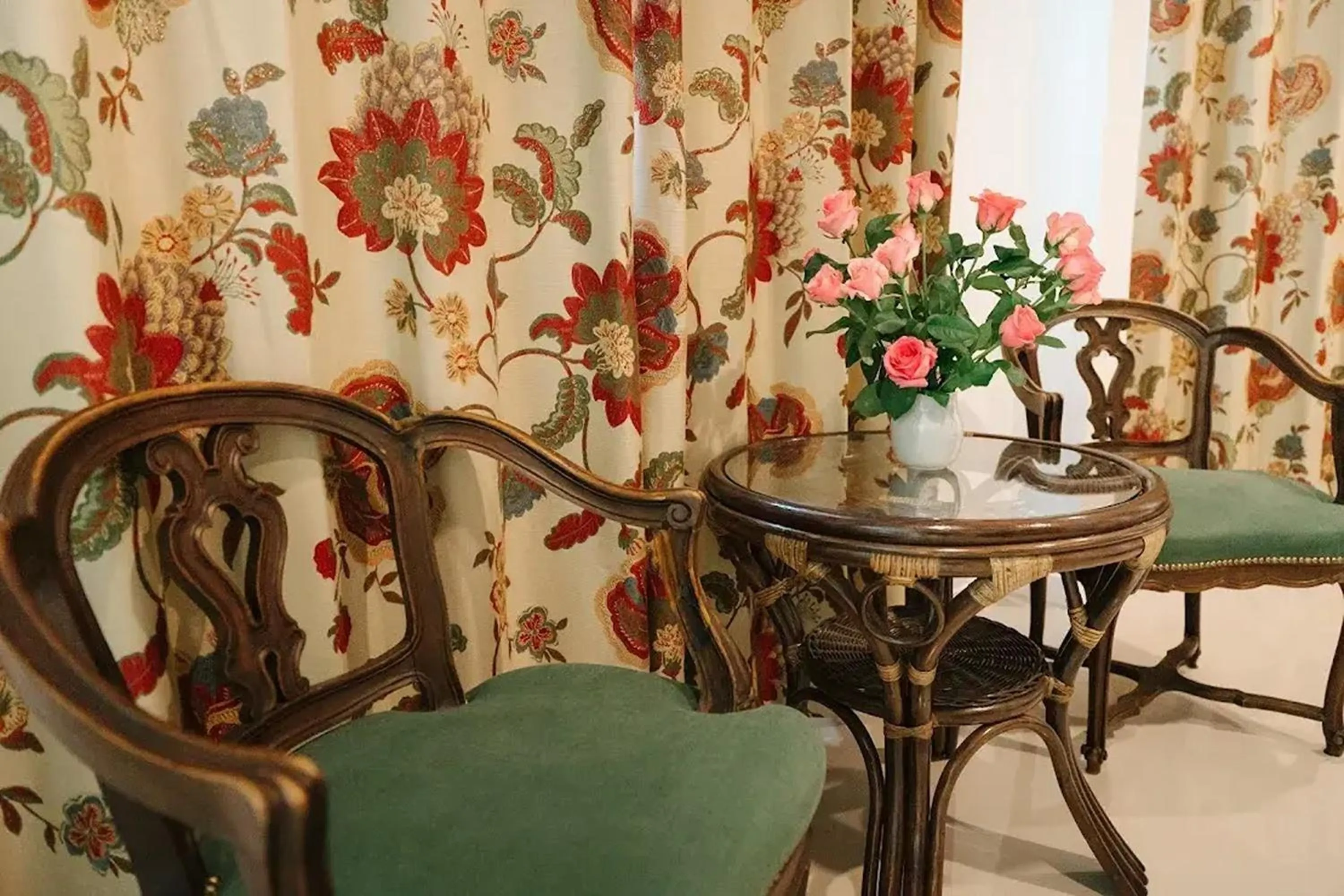 Seating area in Villa Cavallo Chiangrai