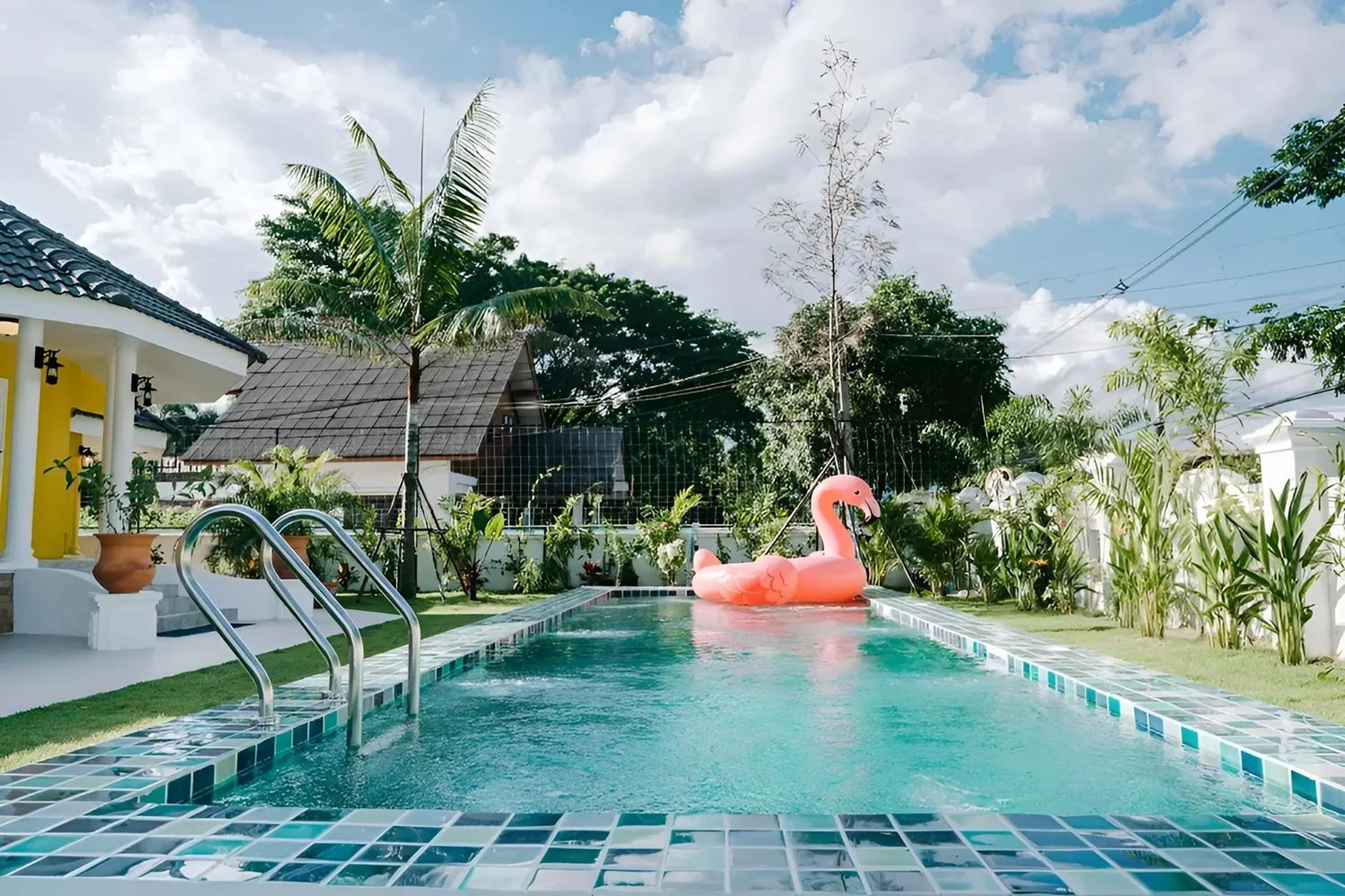 Swimming pool in Villa Cavallo Chiangrai