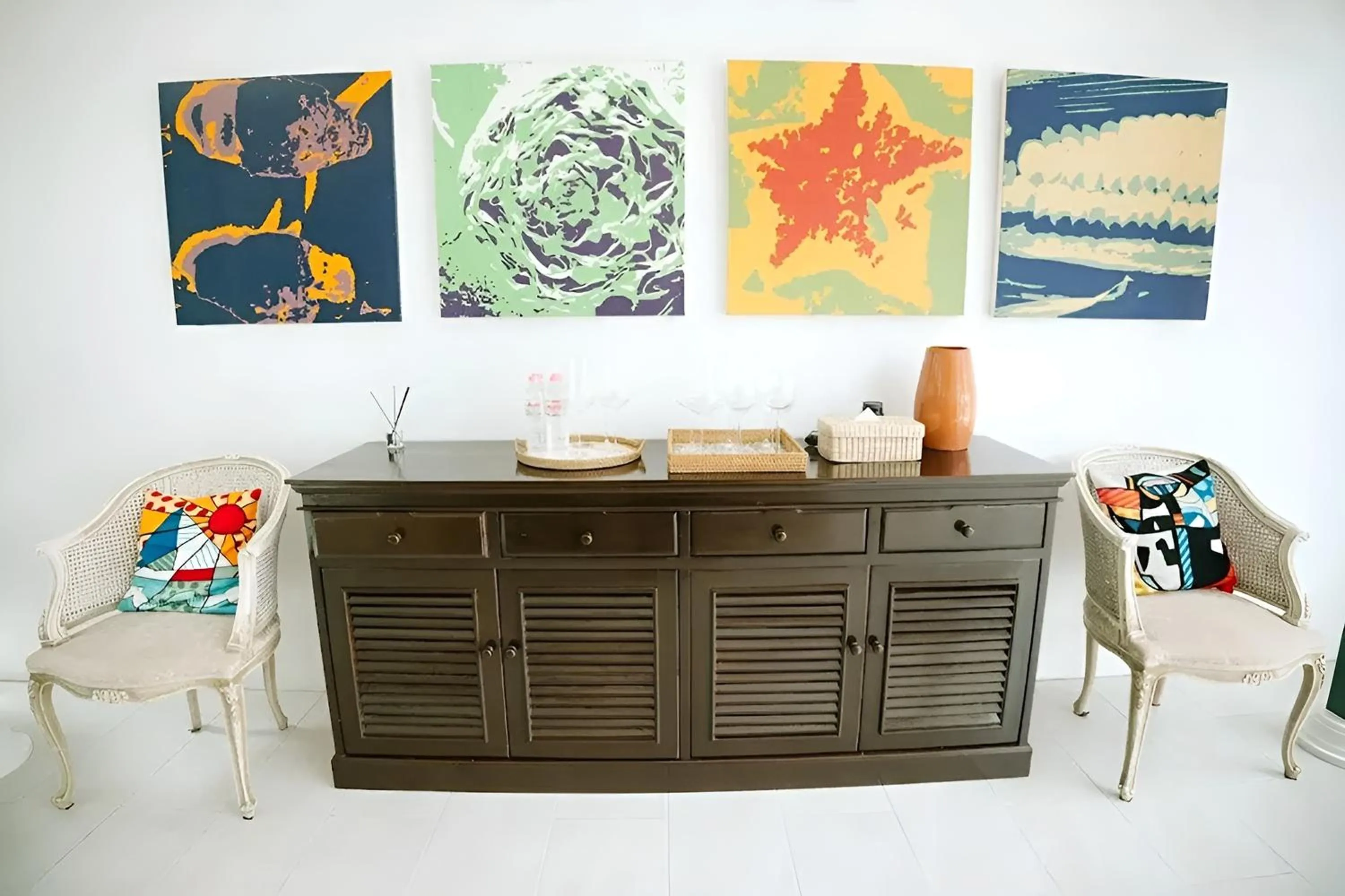 Seating area in Villa Cavallo Chiangrai