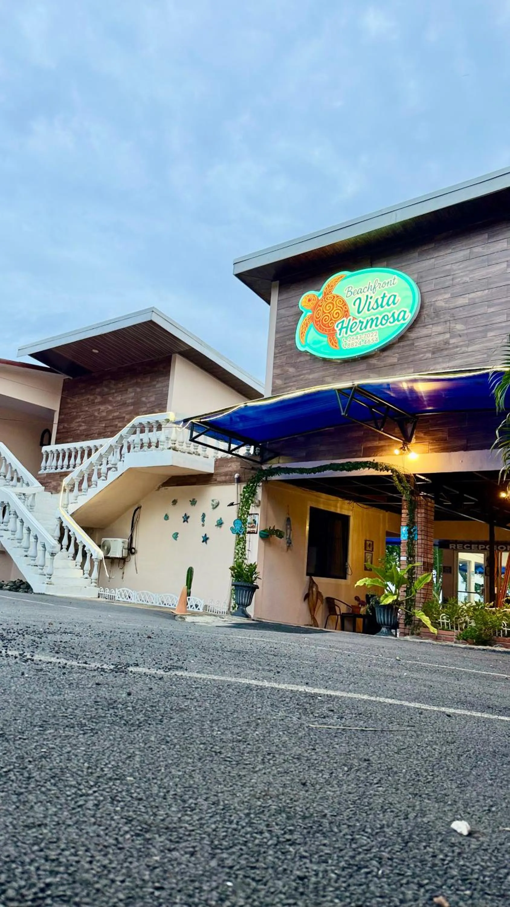 Property building in Hotel Beachfront Vista Hermosa
