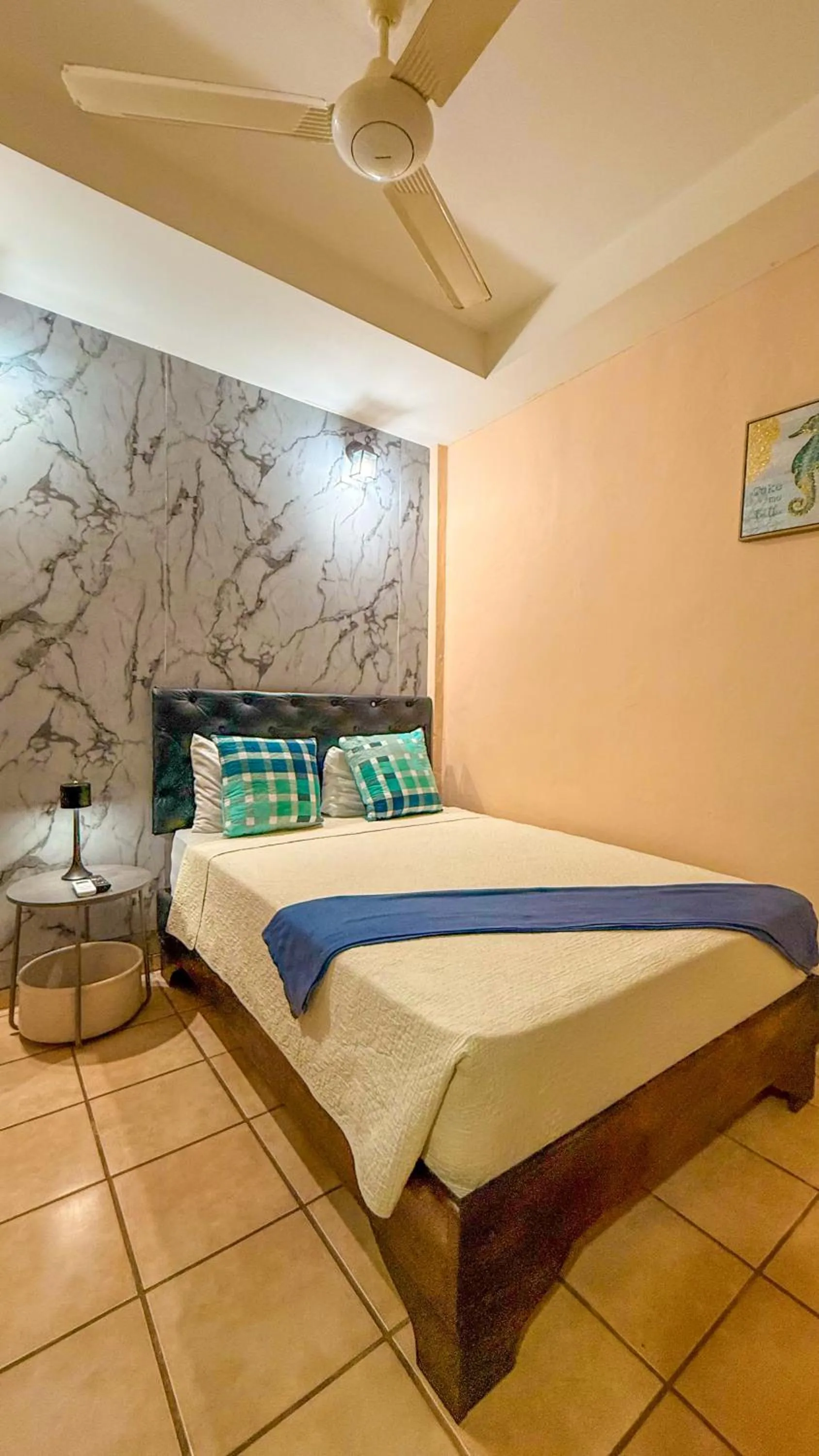 Bedroom, Bed in Hotel Beachfront Vista Hermosa