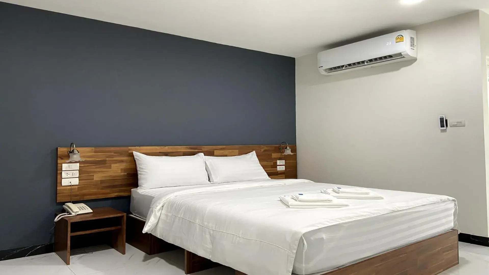 Bed in OK Hotel Bangkok Bed in OK Hotel Bangkok