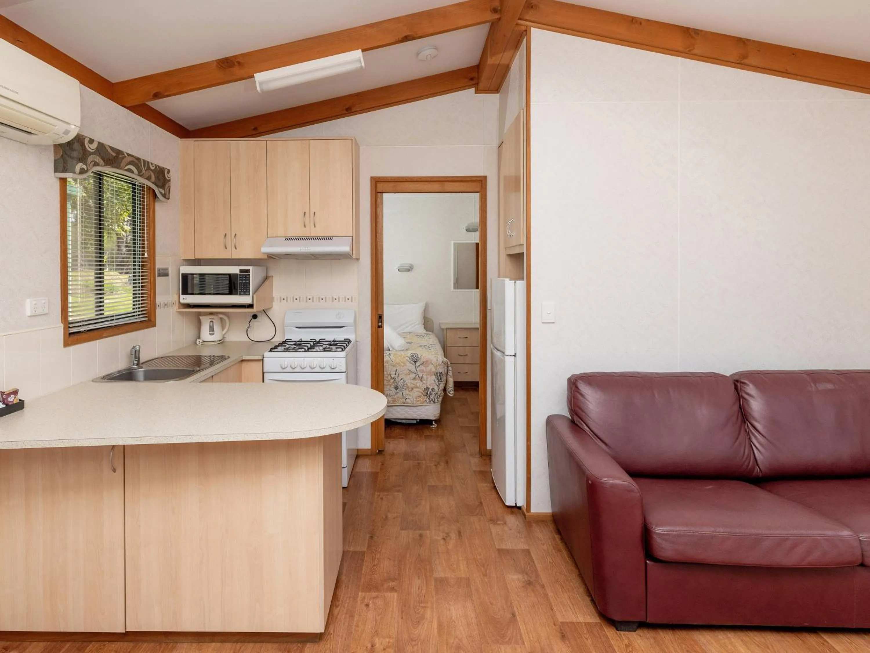 Kitchen or kitchenette in BIG4 Mudgee Holiday Park