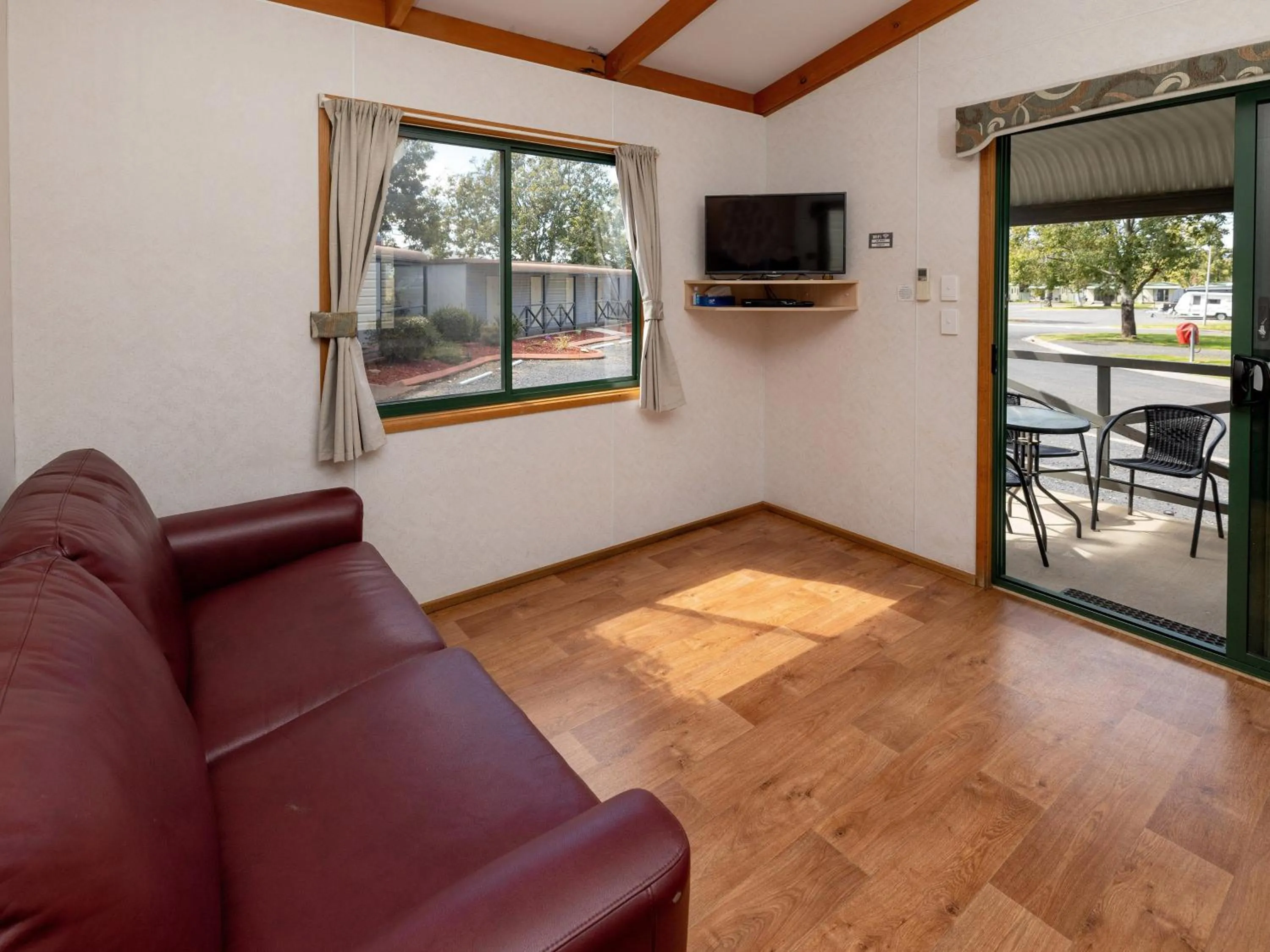 Living room in BIG4 Mudgee Holiday Park