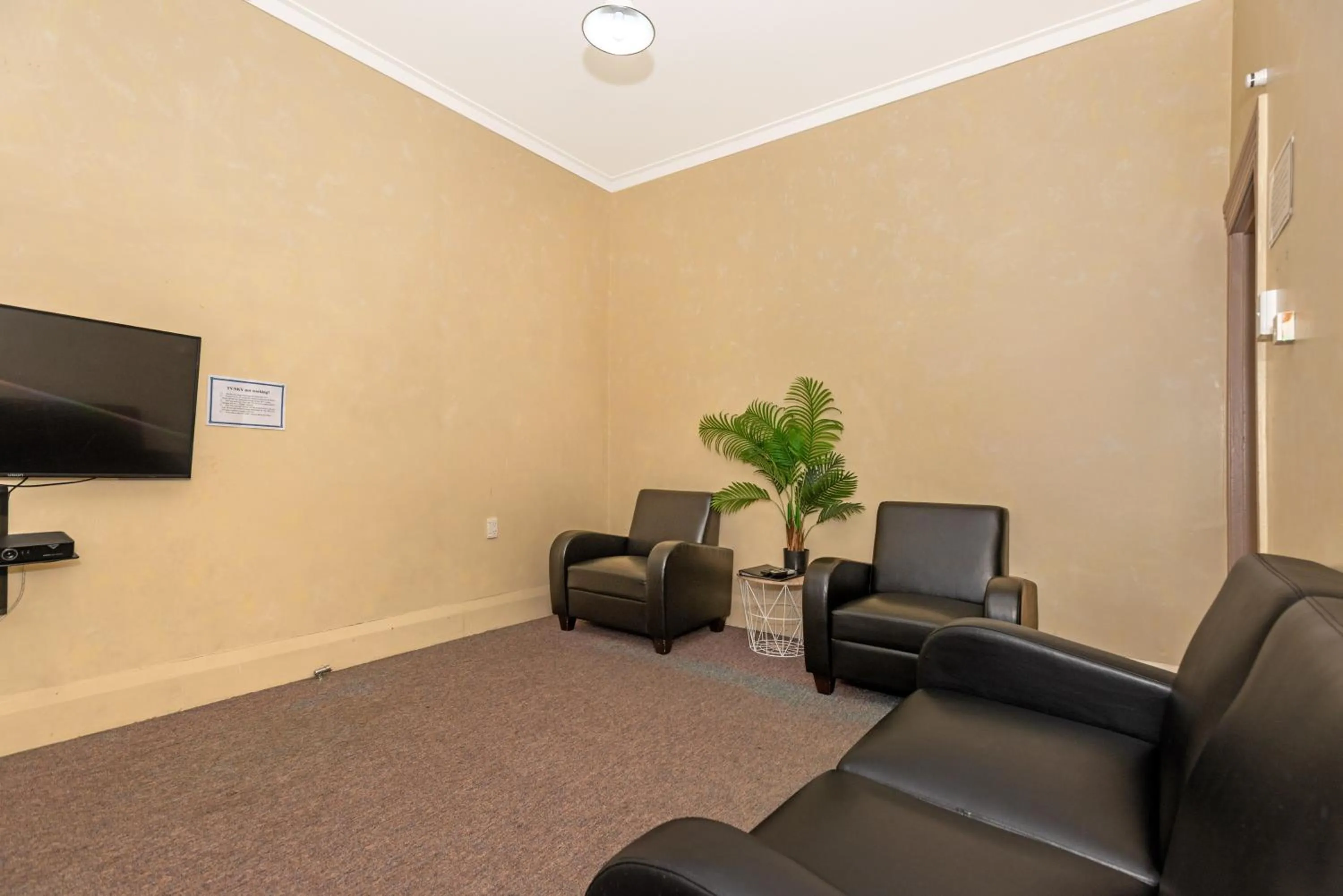 Lounge or bar in Travellers Inn Motel