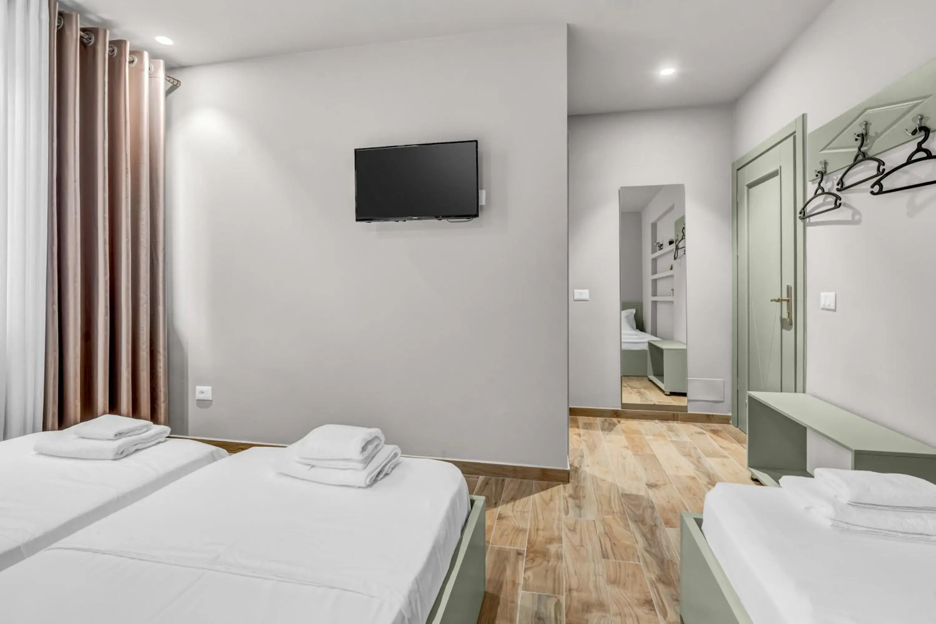 Deluxe Triple Room - single occupancy in Villa Zoi A Stay to Remember I Guesthouse located inside the Castle of Elbasan on a historic Roman road Via Egnatia I Homemade Breakfast Deluxe Triple Room - single occupancy in Villa Zoi A Stay to Remember I Guesthouse located inside the Castle of Elbasan on a historic Roman road Via Egnatia I Homemade Breakfast