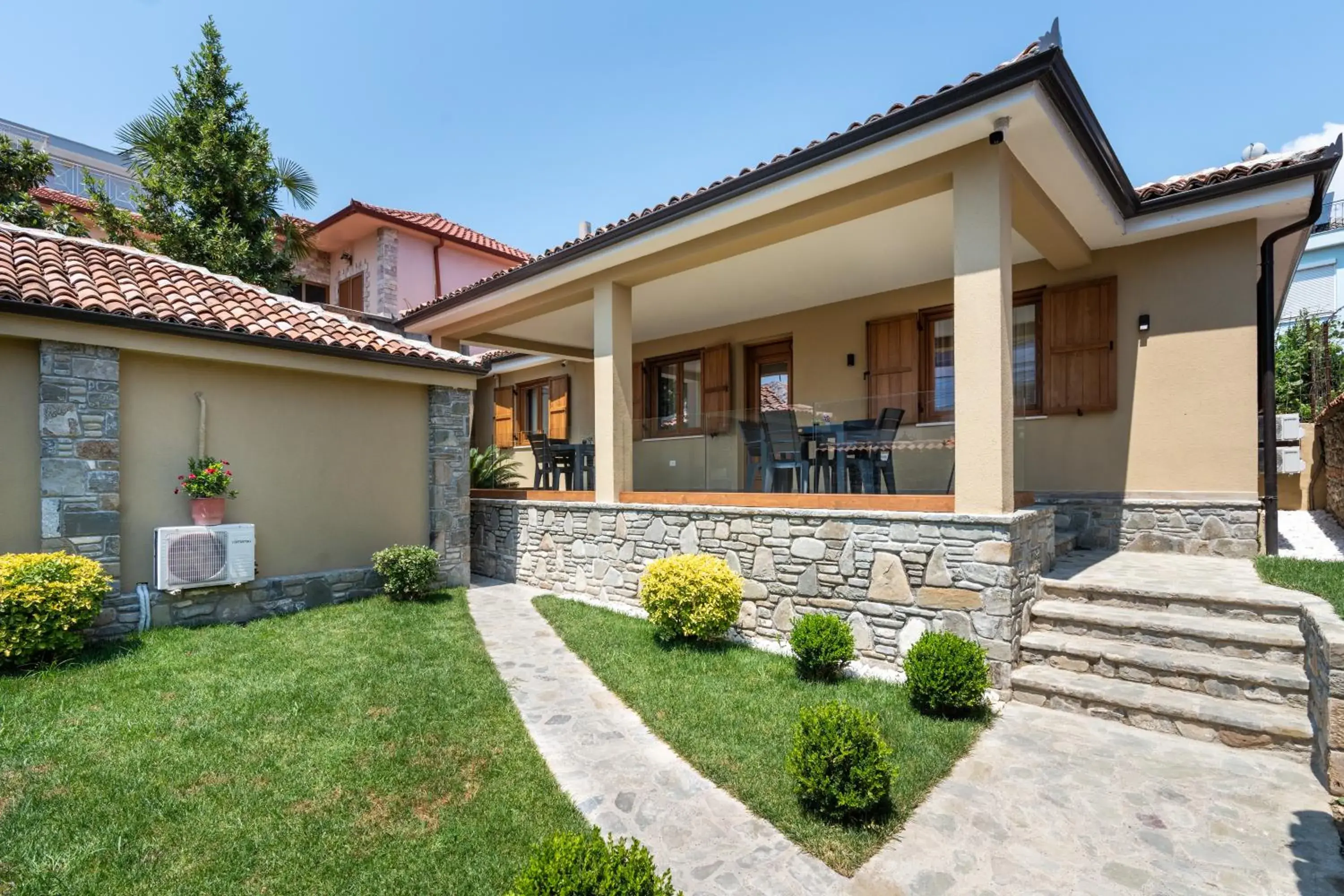 Villa Zoi A Stay to Remember I Guesthouse located inside the Castle of Elbasan on a historic Roman road Via Egnatia I Homemade Breakfast Villa Zoi A Stay to Remember I Guesthouse located inside the Castle of Elbasan on a historic Roman road Via Egnatia I Homemade Breakfast