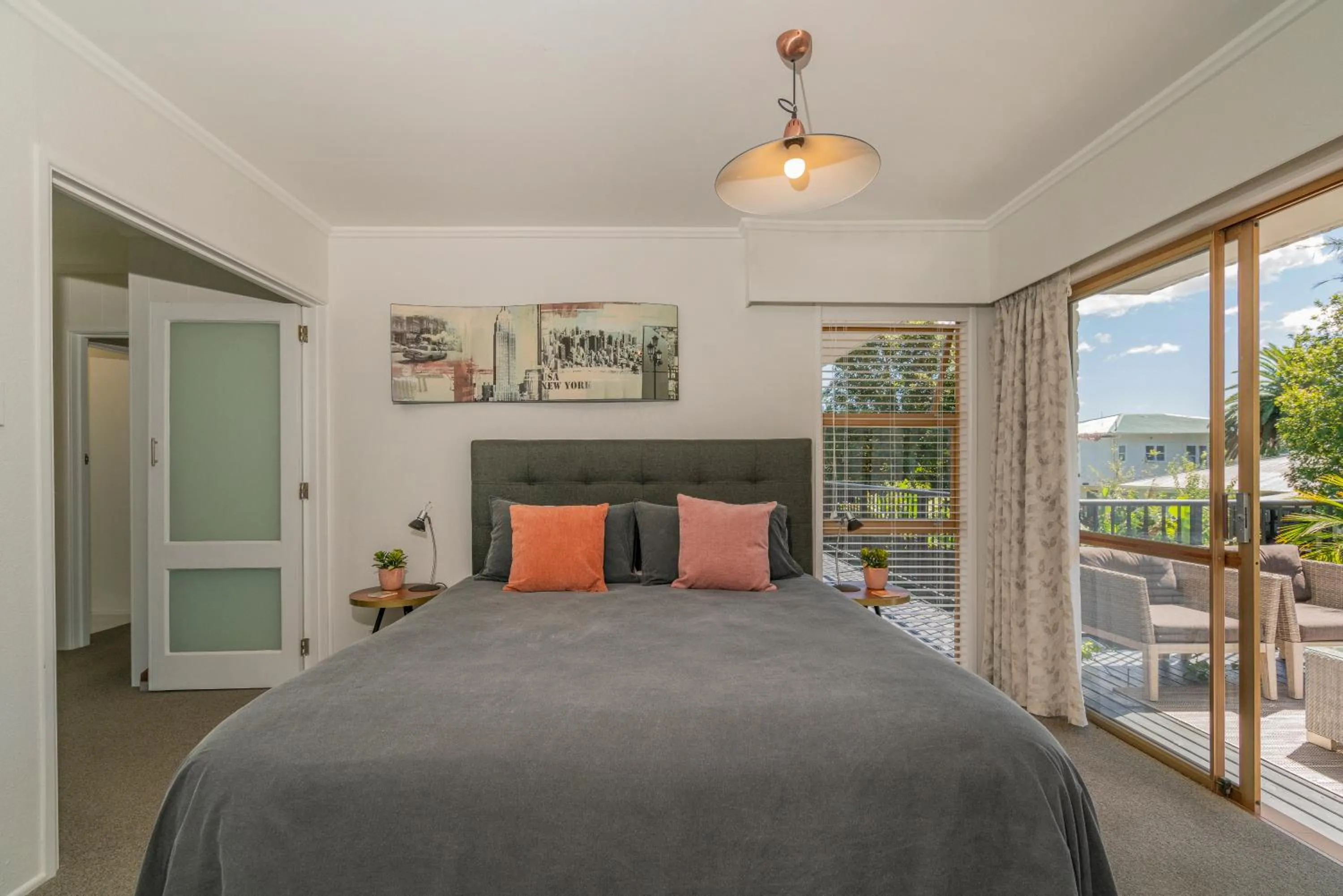 Bed in Oceans 88 Whitianga Coastal Suites