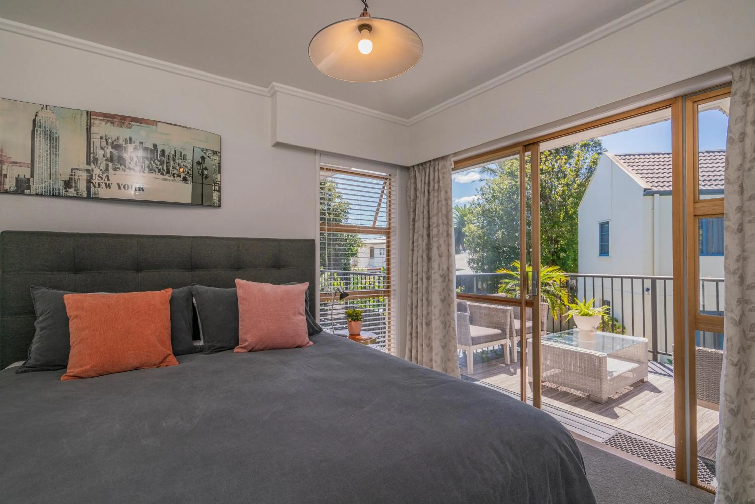 Bedroom, Bed in Oceans 88 Whitianga Coastal Suites