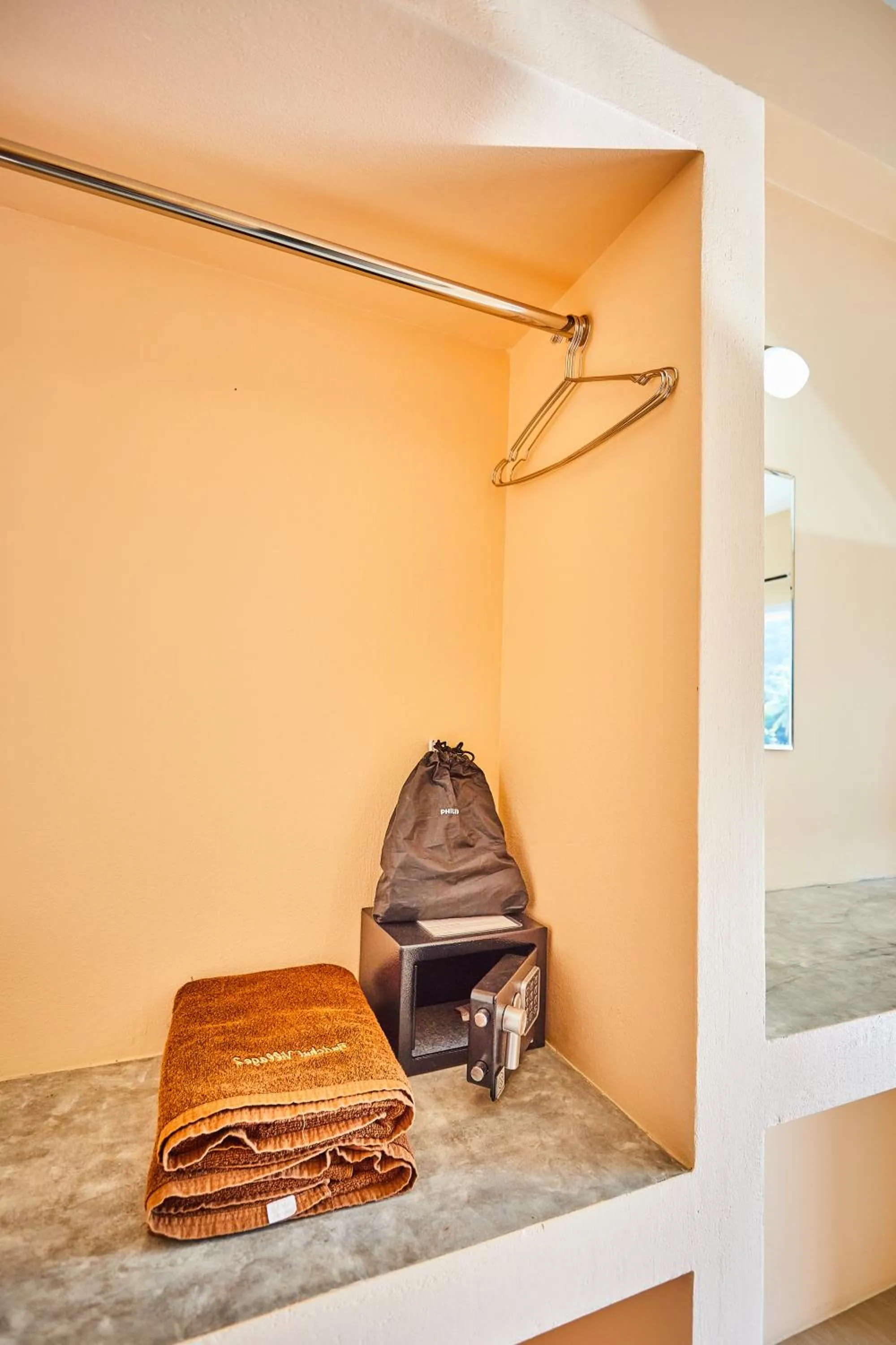 Bed in Coco Palm Hotel Koh tao