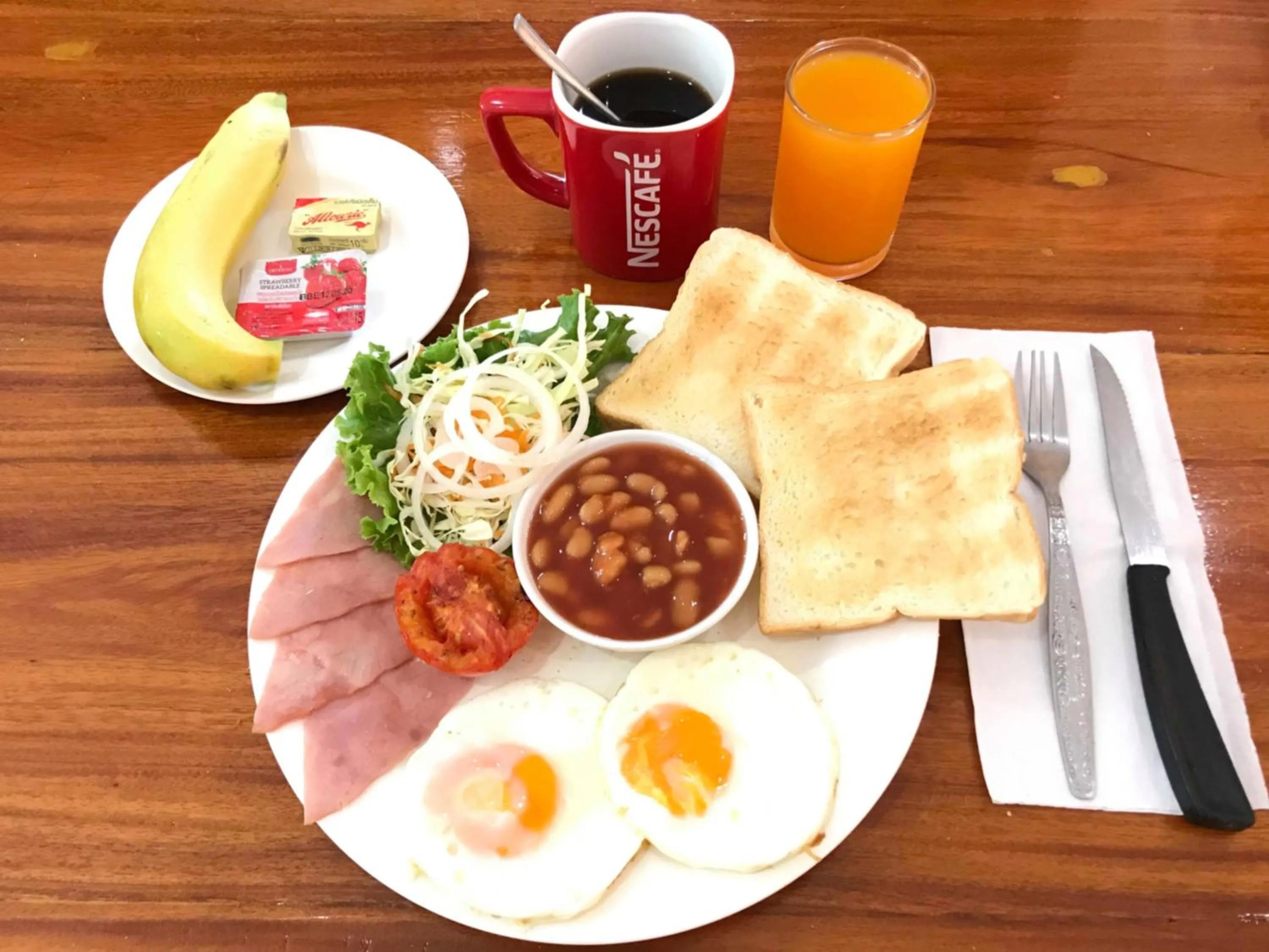 Breakfast in Coco Palm Hotel Koh tao