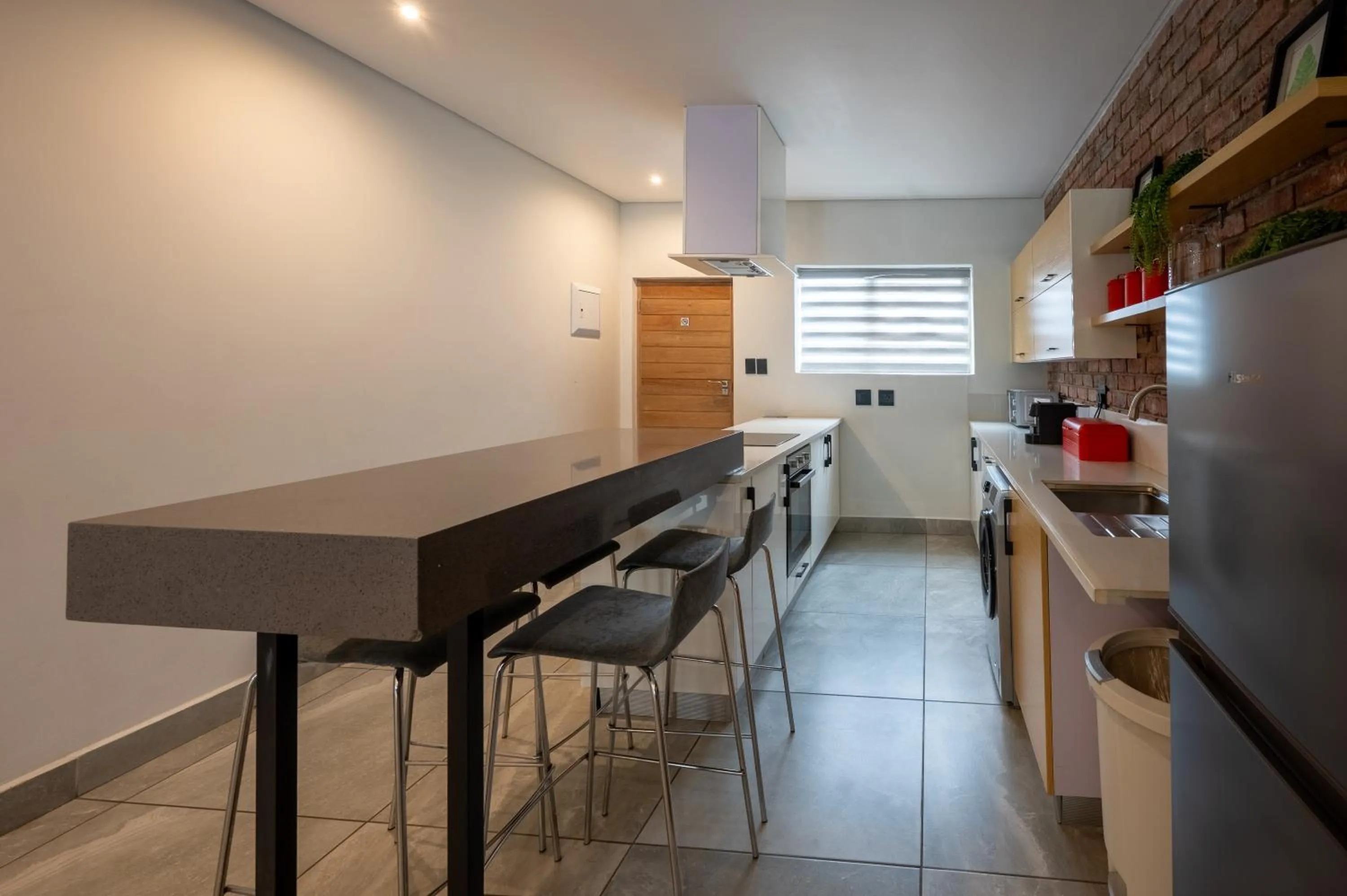 Kitchen or kitchenette in ANEW Hotel & Convention Centre OR Tambo Johannesburg