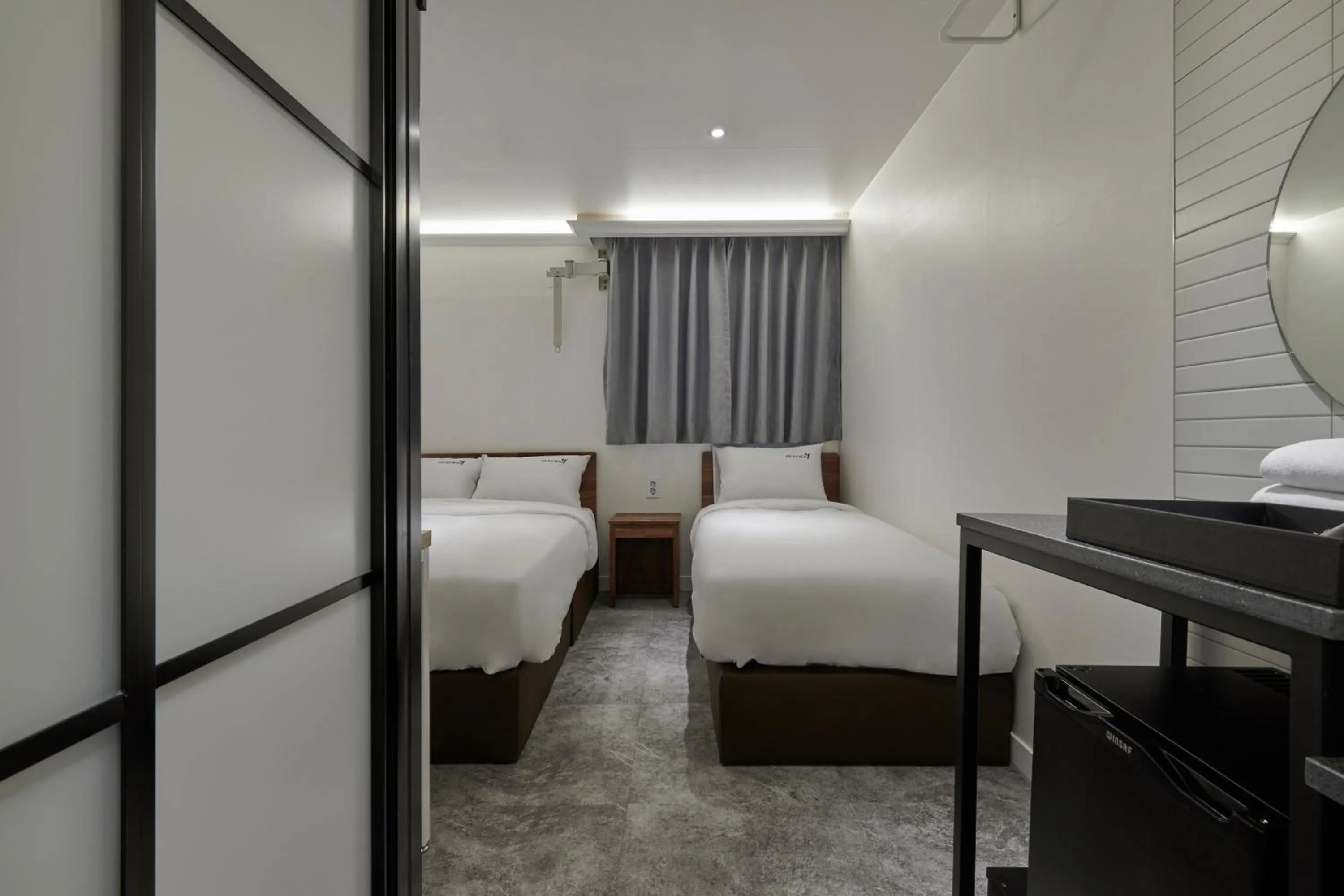 Photo of the whole room, Bed in Eight Rest Hostel Myeongdong