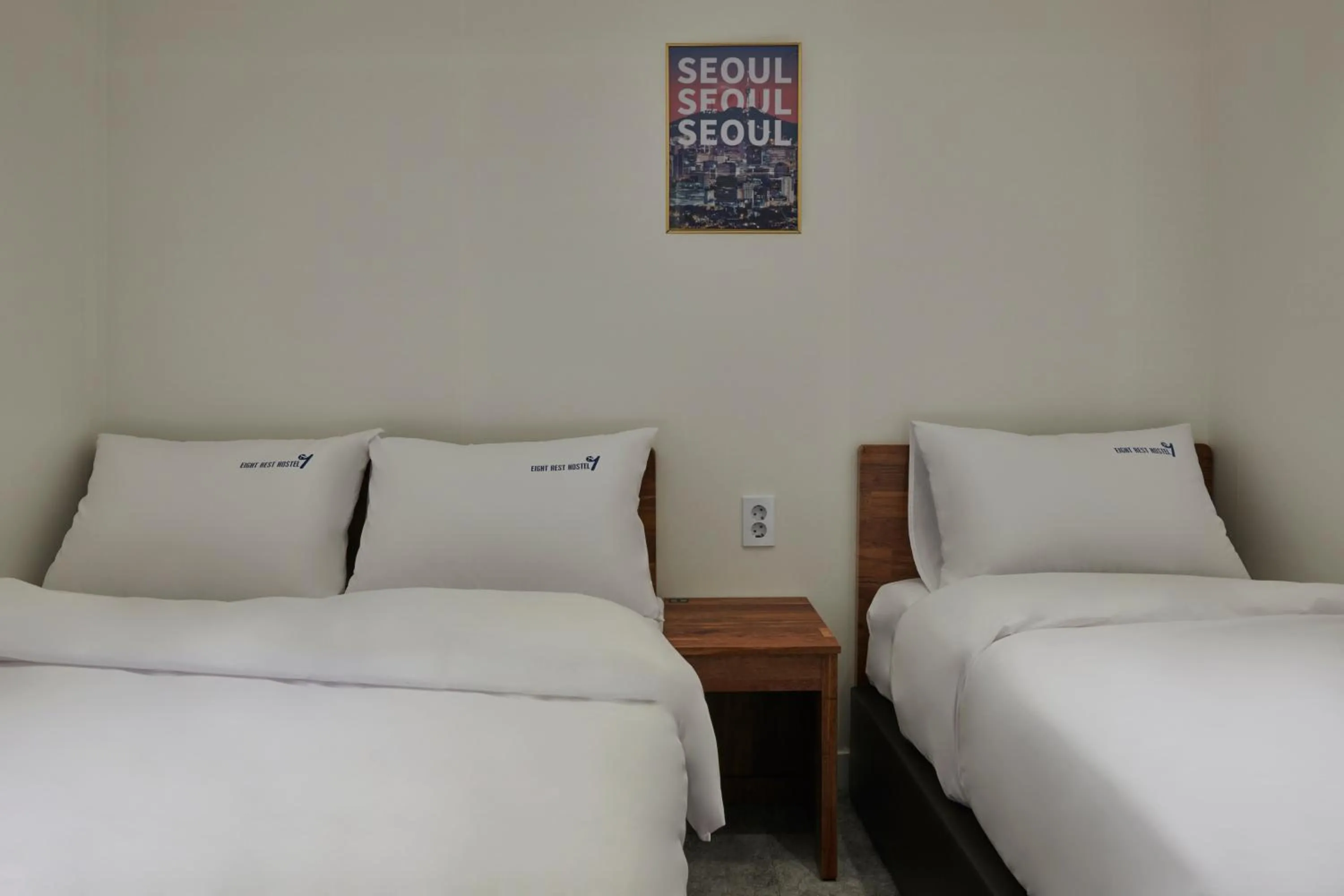 Photo of the whole room, Bed in Eight Rest Hostel Myeongdong