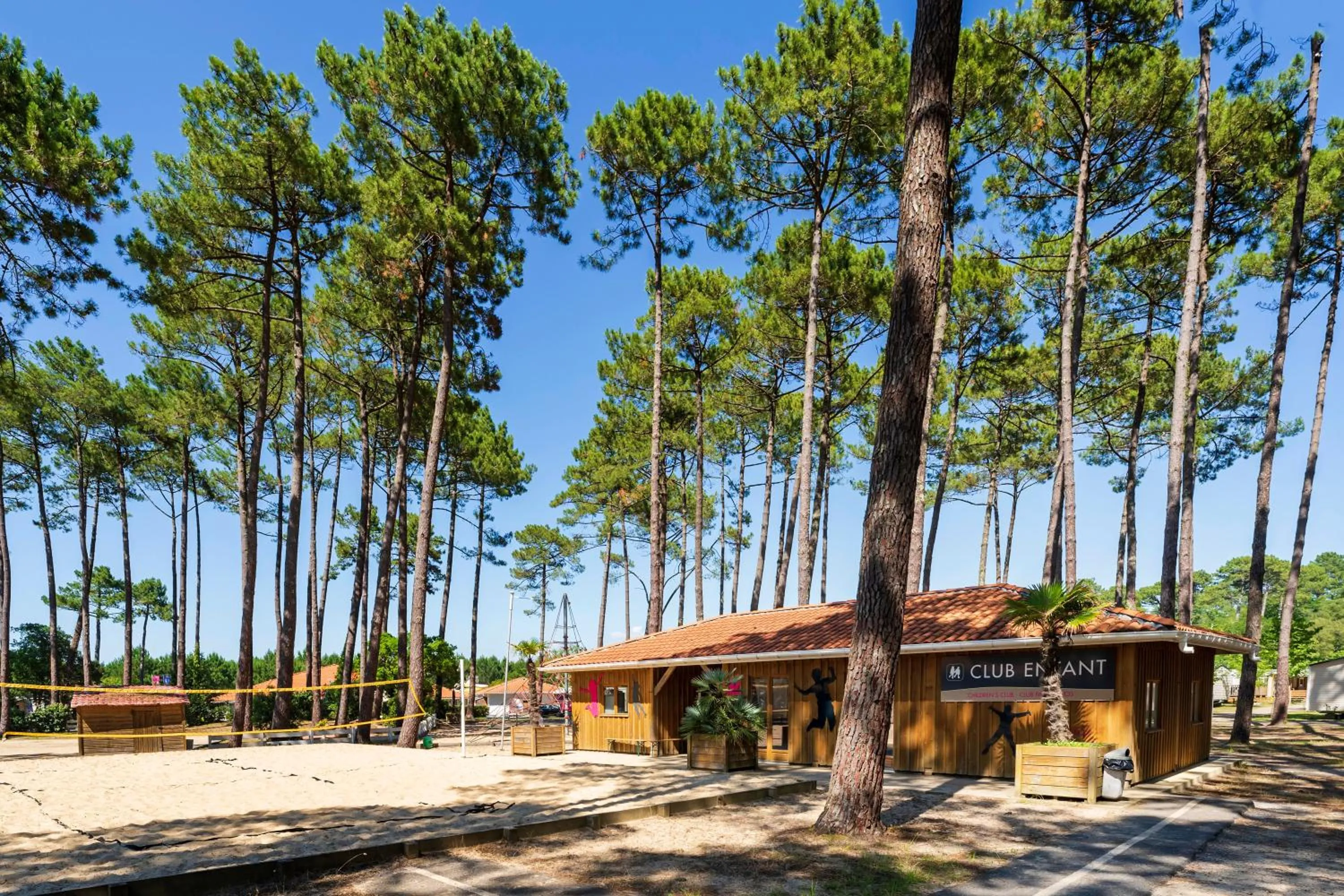 Property building in Camping Les Oyats