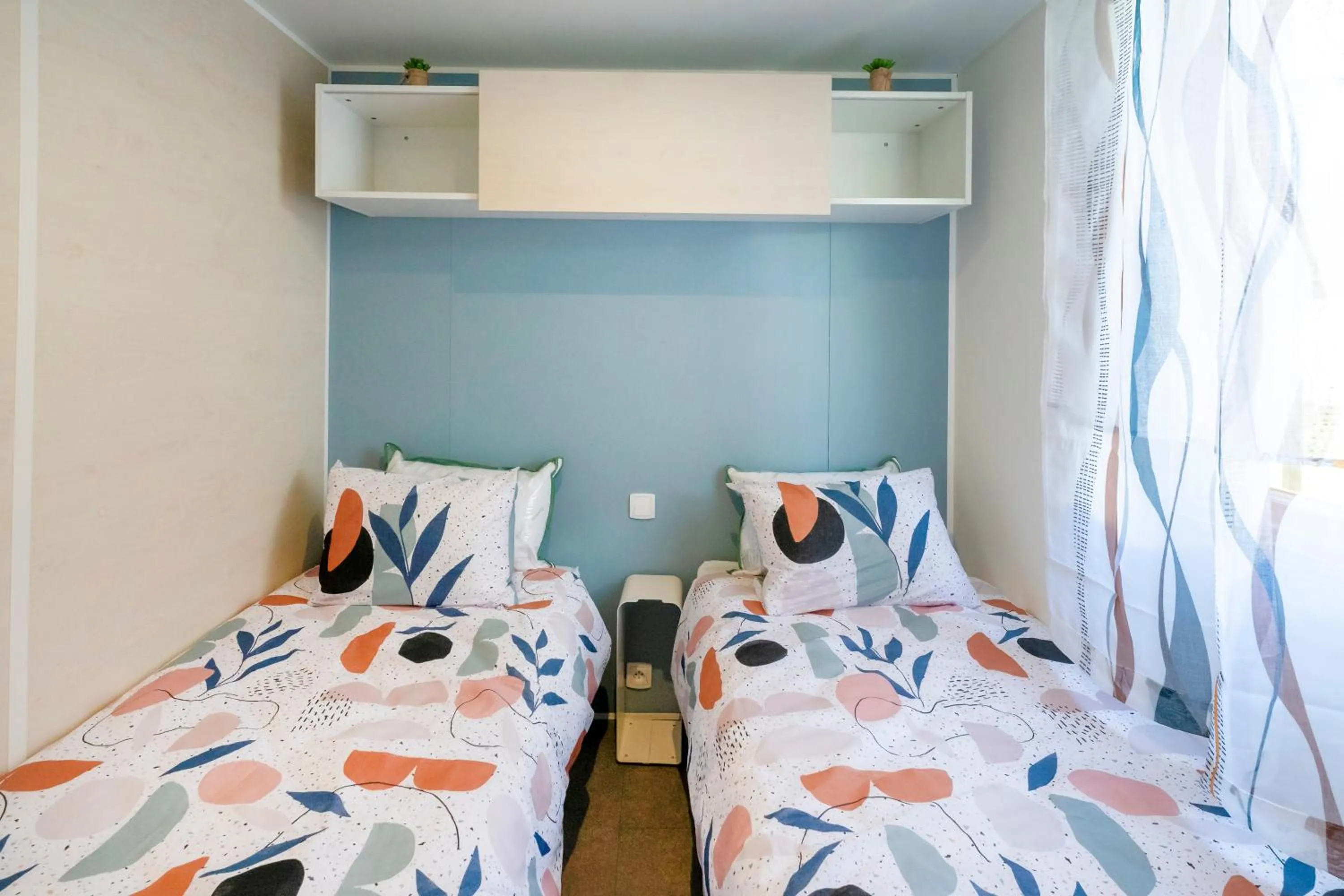Property building, Bed in Camping Les Oyats