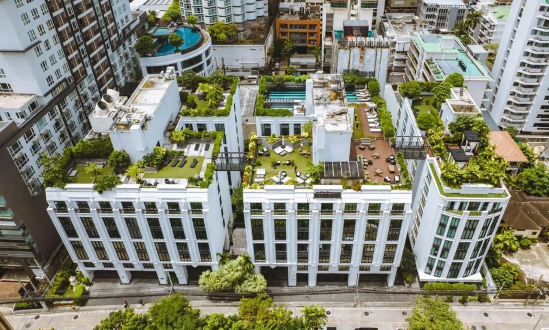 Property building in Mövenpick Hotel Sukhumvit 15 Bangkok Property building in Mövenpick Hotel Sukhumvit 15 Bangkok