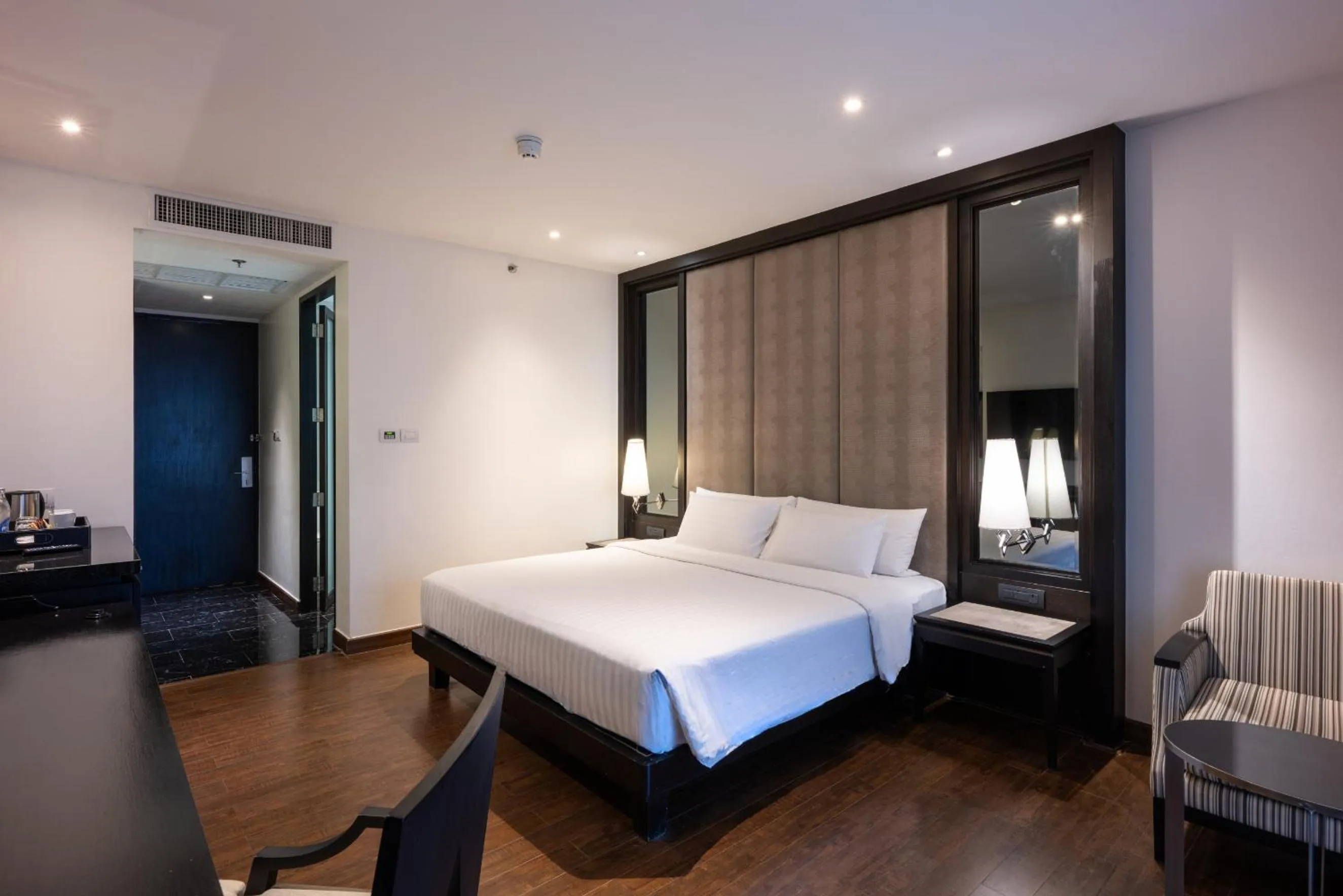 Bed in Mövenpick Hotel Sukhumvit 15 Bangkok