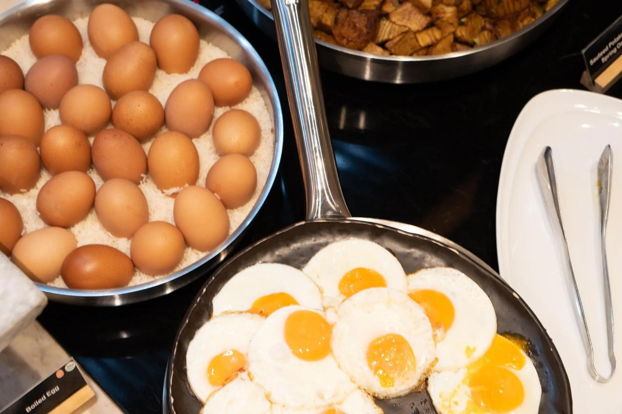 Buffet breakfast in Mövenpick Hotel Sukhumvit 15 Bangkok