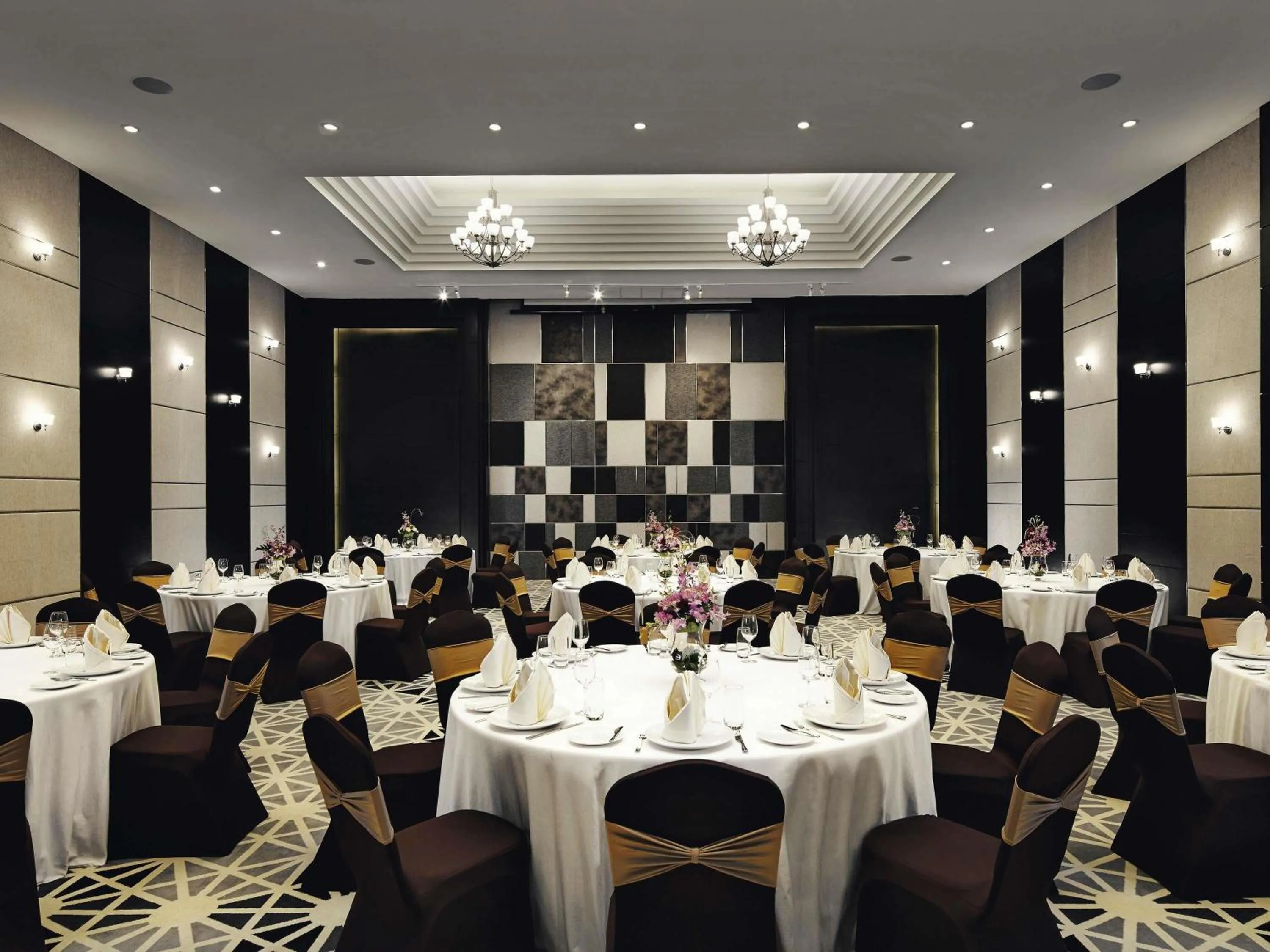 Meeting/conference room in Mövenpick Hotel Sukhumvit 15 Bangkok