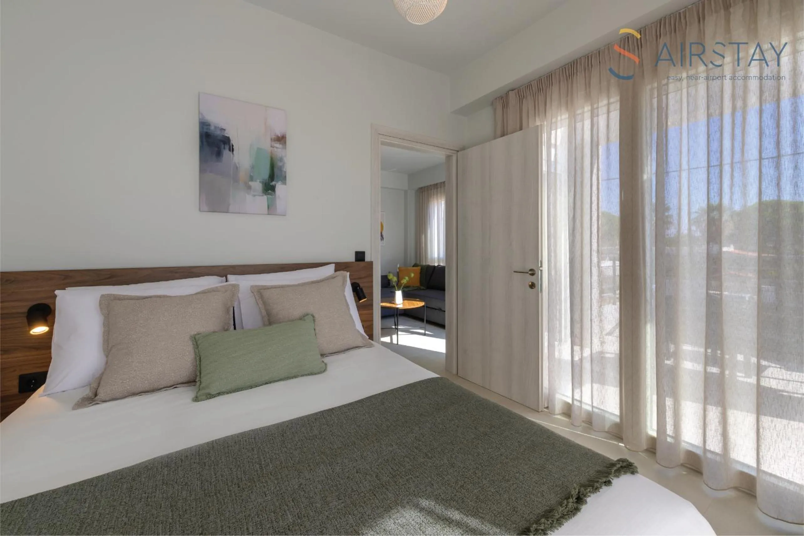 Komos Villas Airport by Airstay