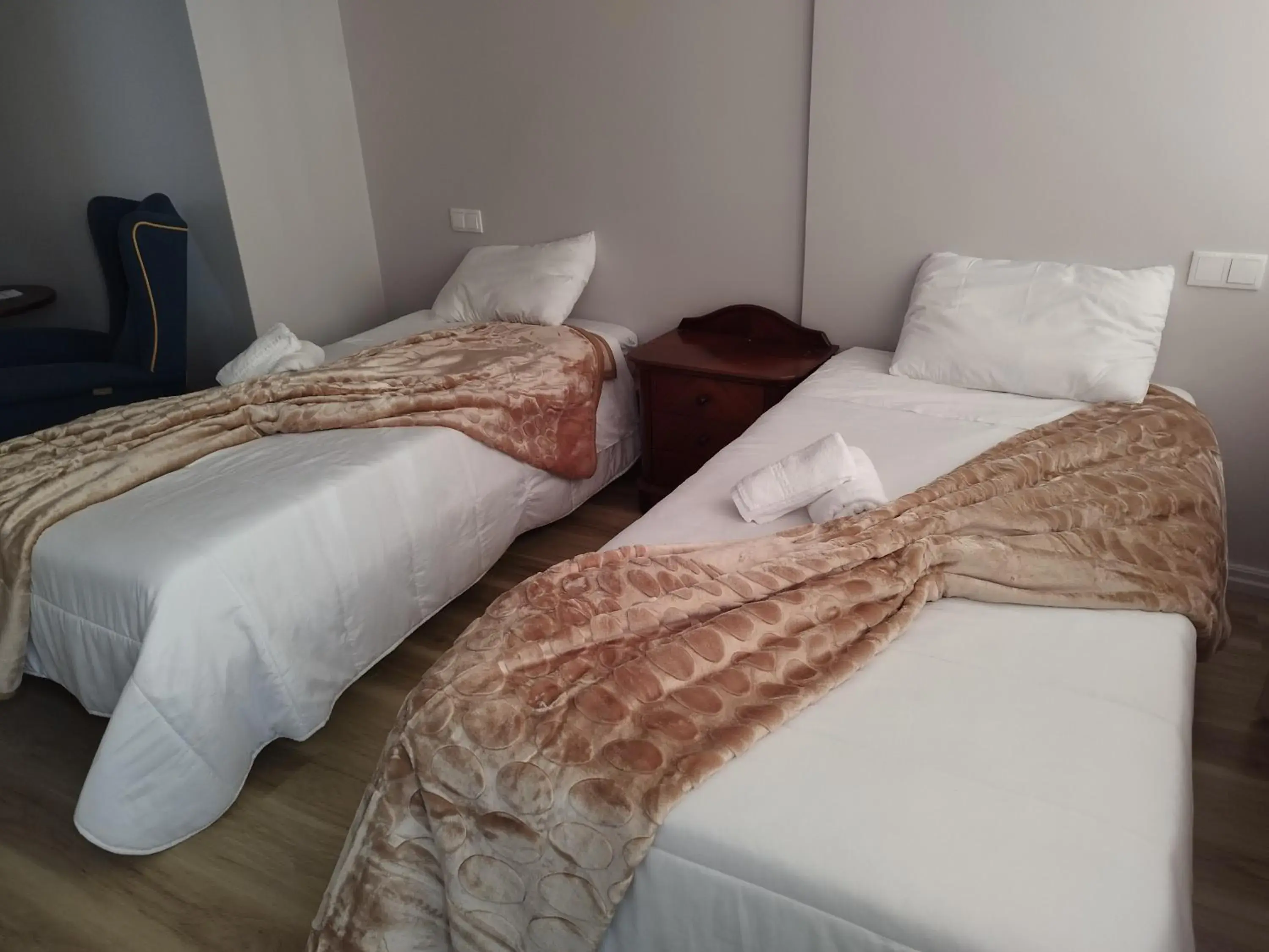 Bedroom, Bed in Alojamento Central II Bedroom, Bed in Alojamento Central II