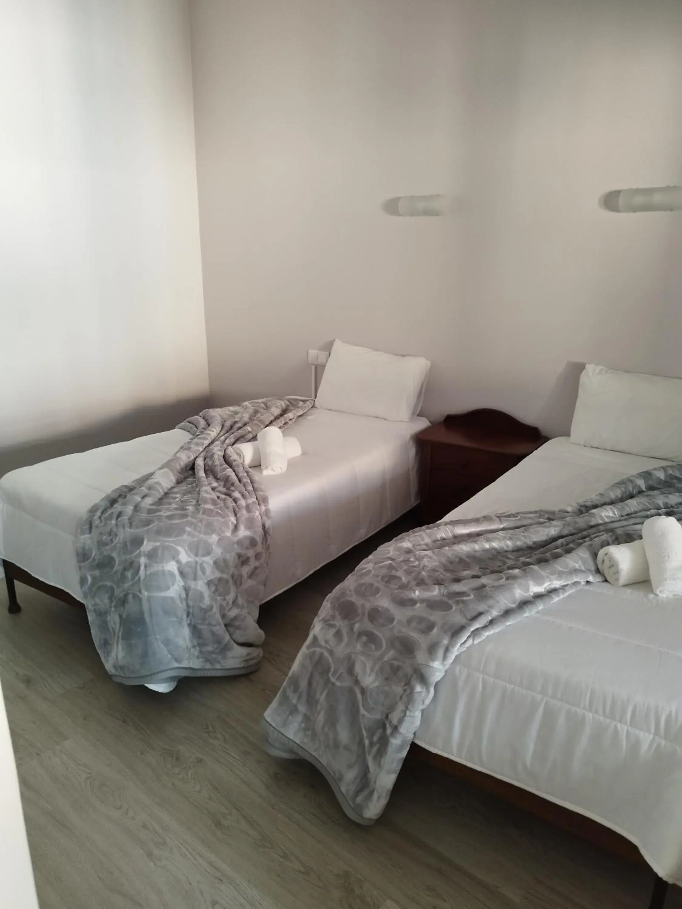 Bedroom, Bed in Alojamento Central II Bedroom, Bed in Alojamento Central II