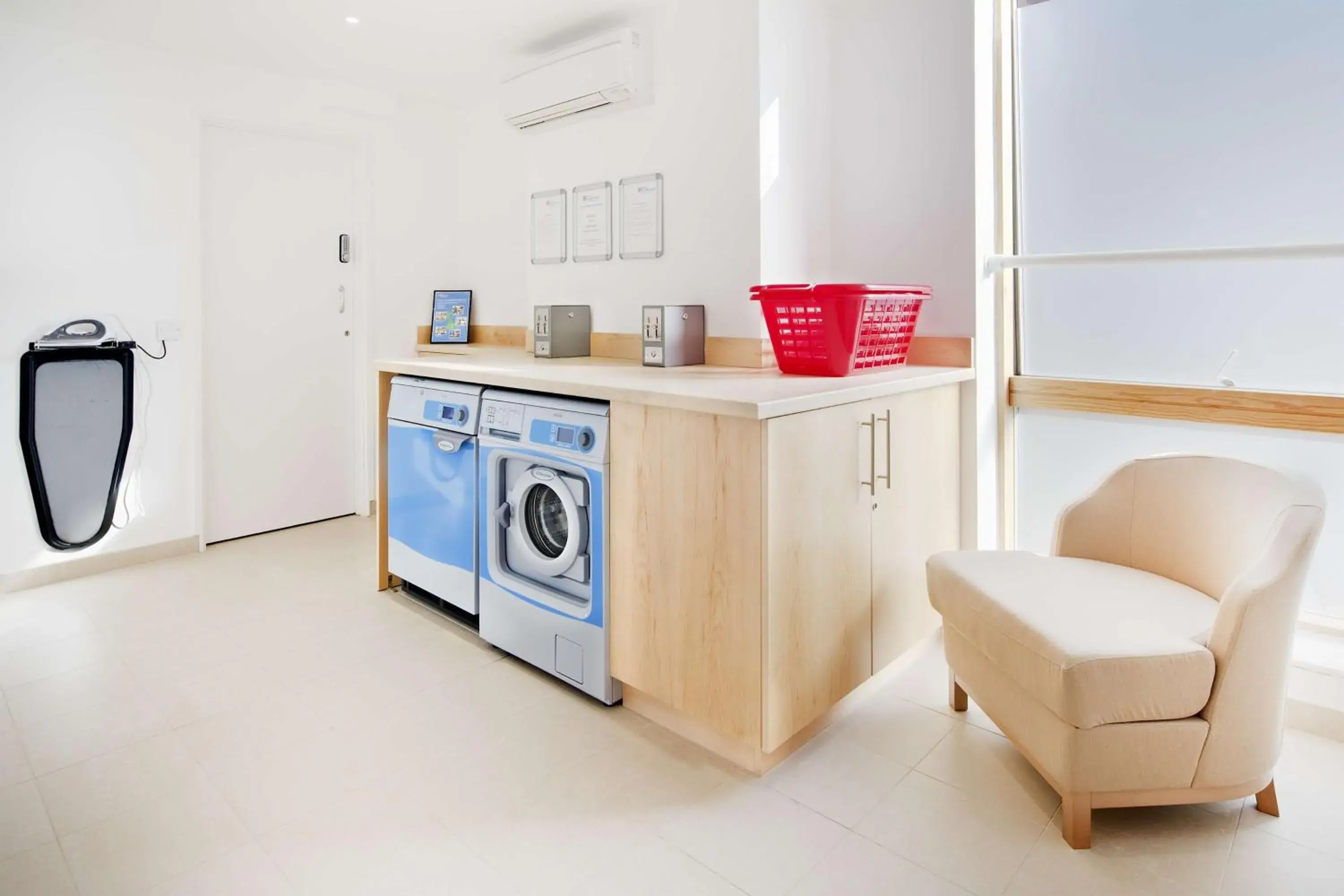 Property building in Hilton Garden Inn Bristol City Centre Property building in Hilton Garden Inn Bristol City Centre