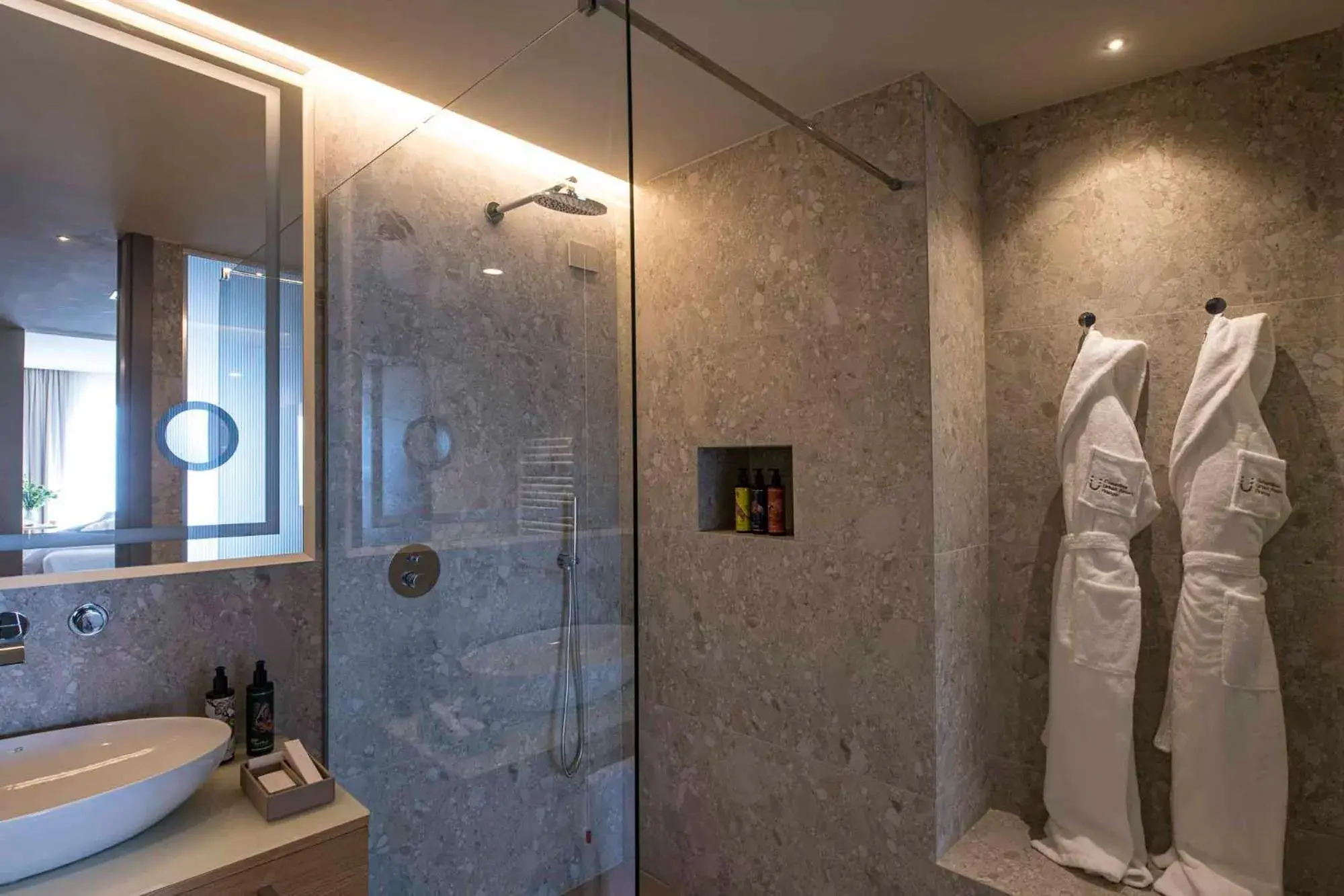 Bathroom in Columbus Urban Resort Bathroom in Columbus Urban Resort