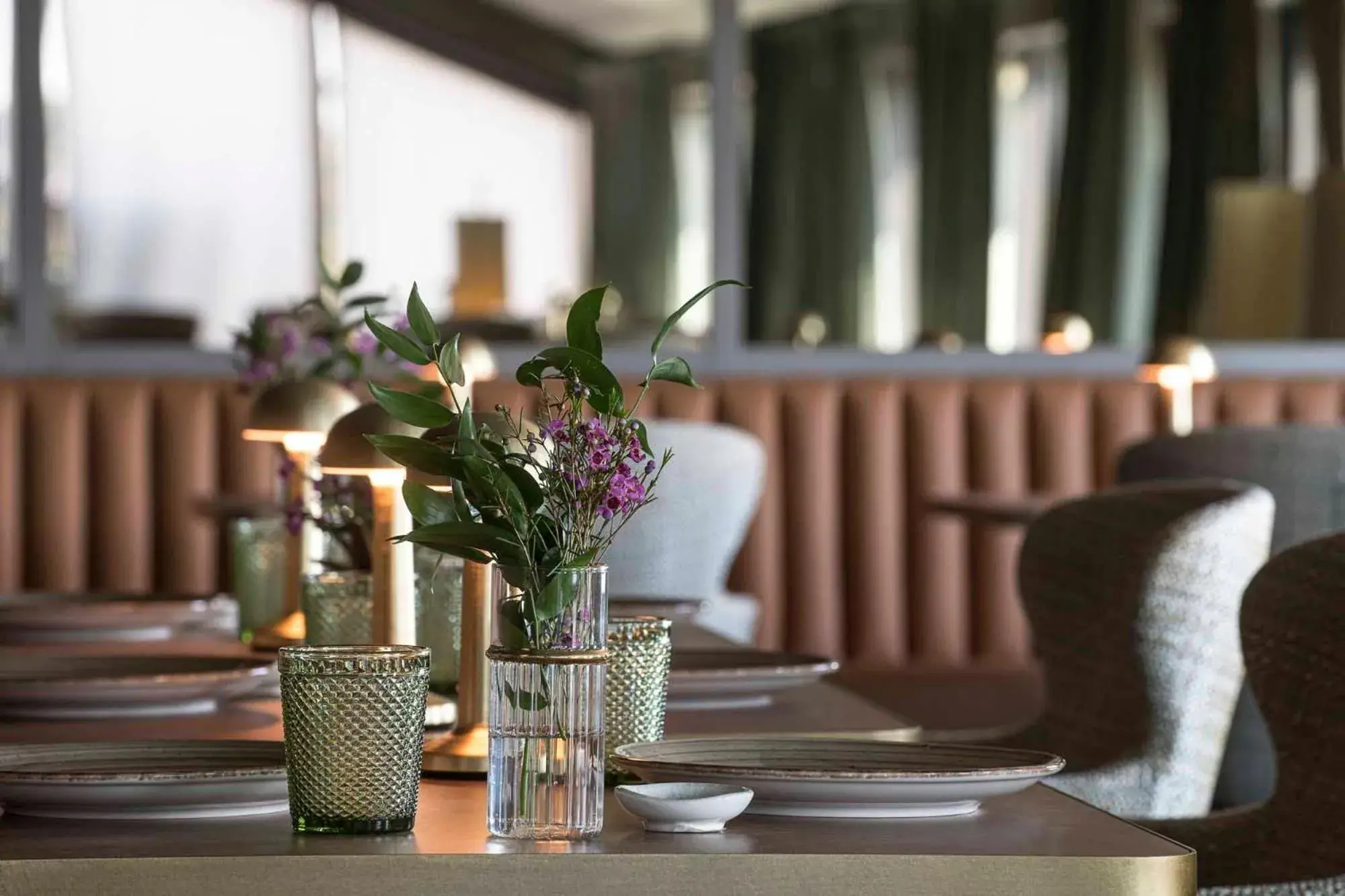 Restaurant/places to eat in Columbus Urban Resort Restaurant/places to eat in Columbus Urban Resort