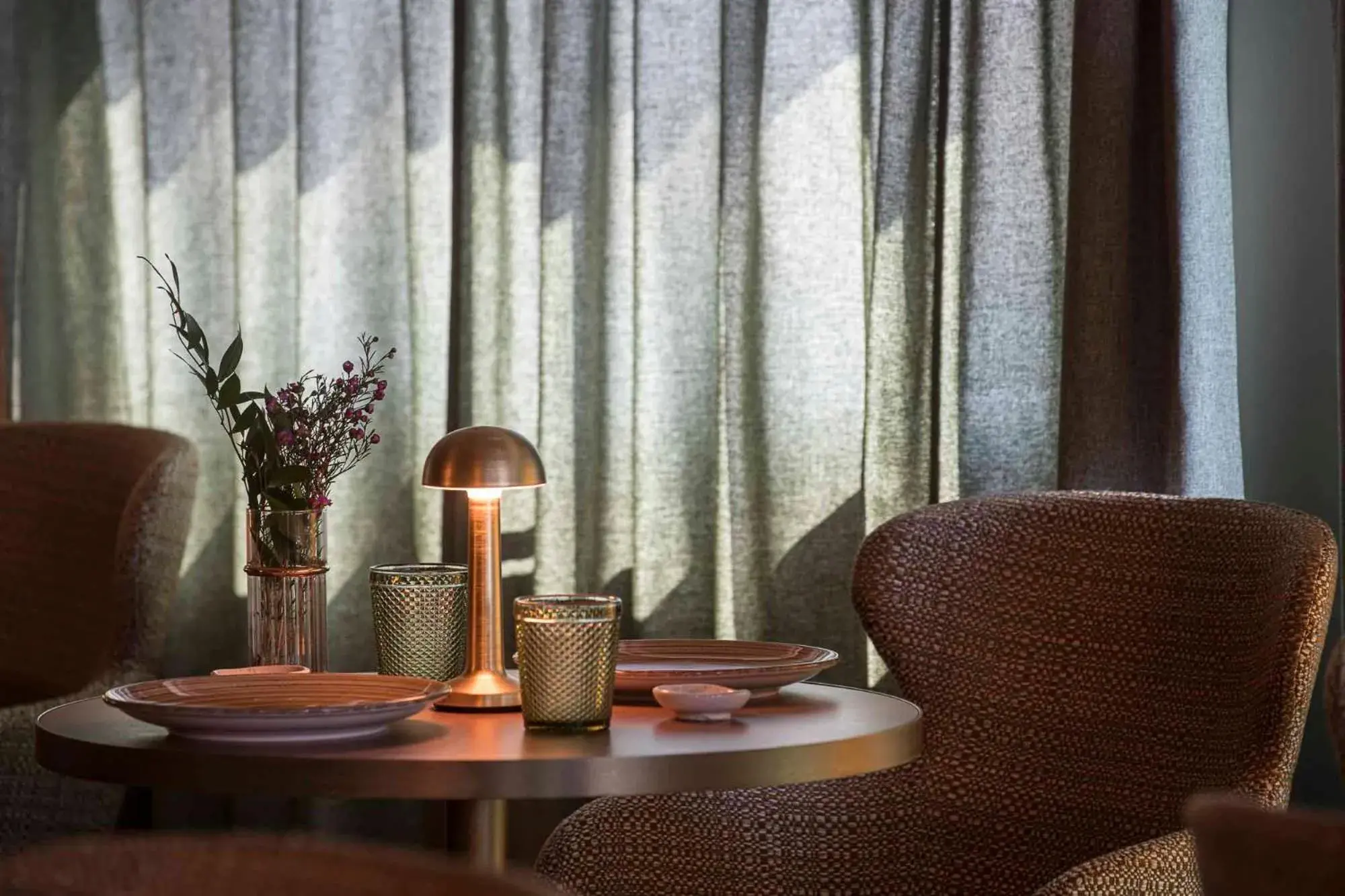 Lounge or bar in Columbus Urban Resort Lounge or bar in Columbus Urban Resort