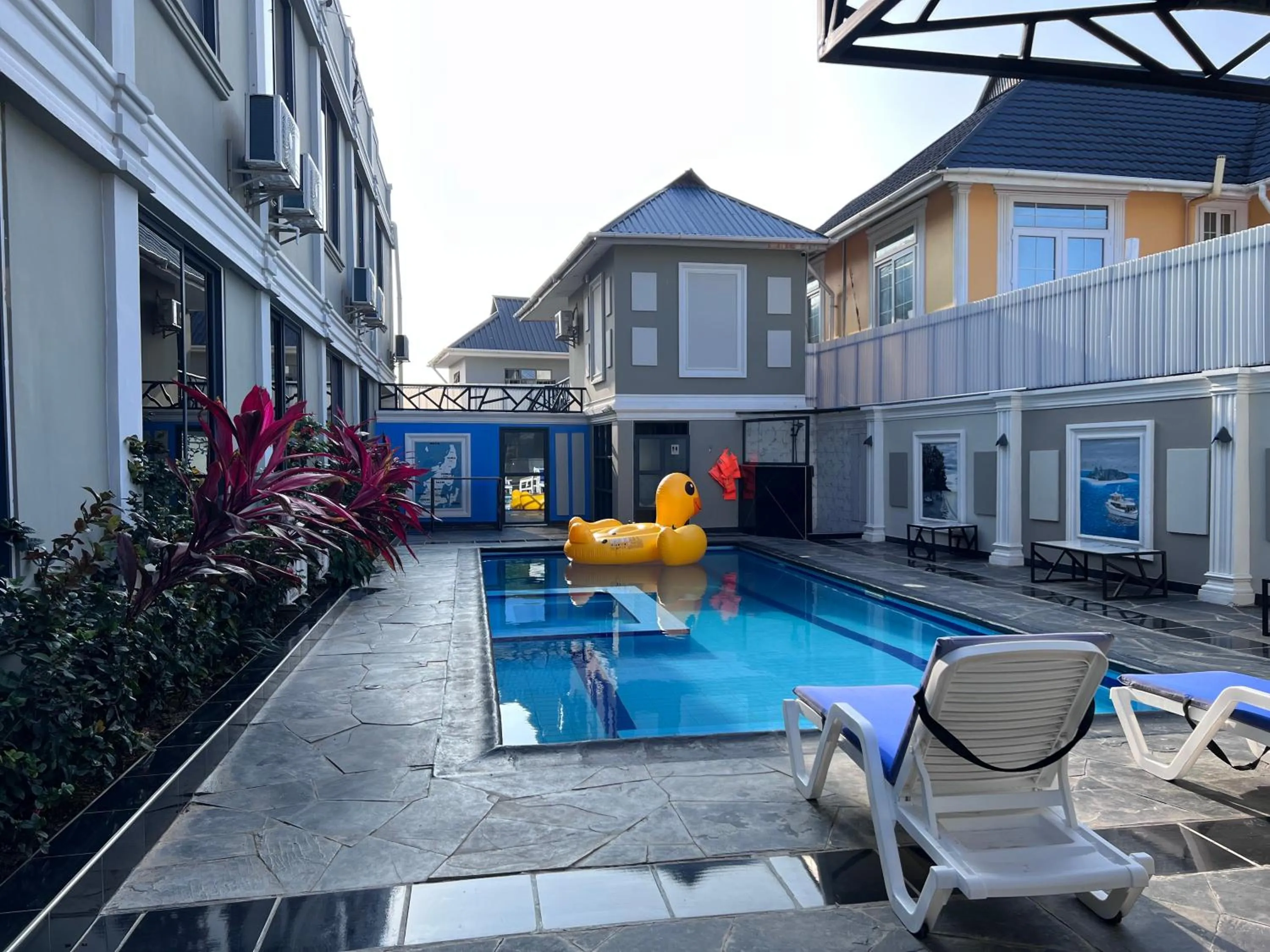 Property building in Yayo Masaki