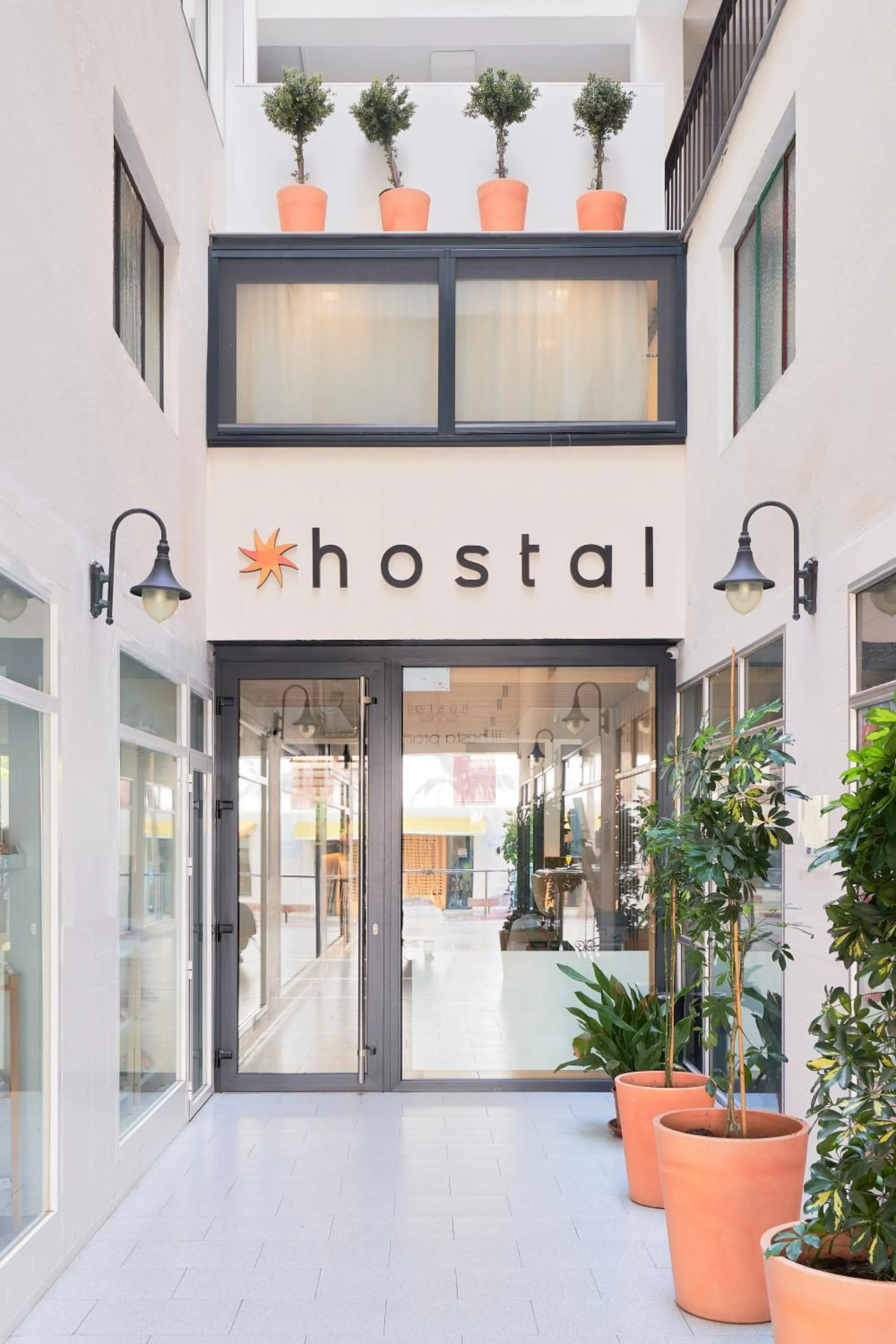 Property building in Hostal Sol y Miel