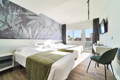 Hostal Sol y Miel Hostal Sol y Miel