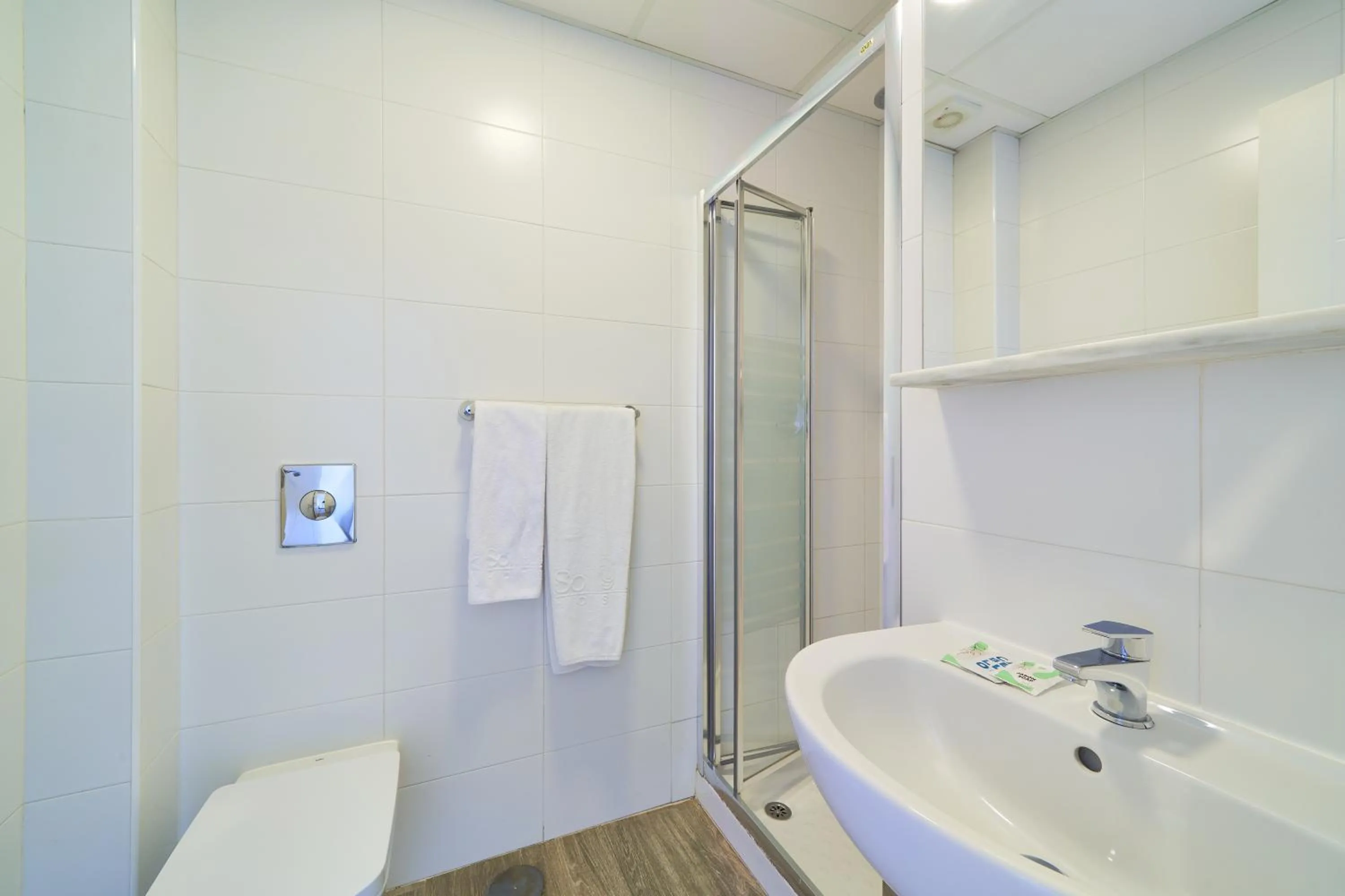 Bathroom in Hostal Sol y Miel