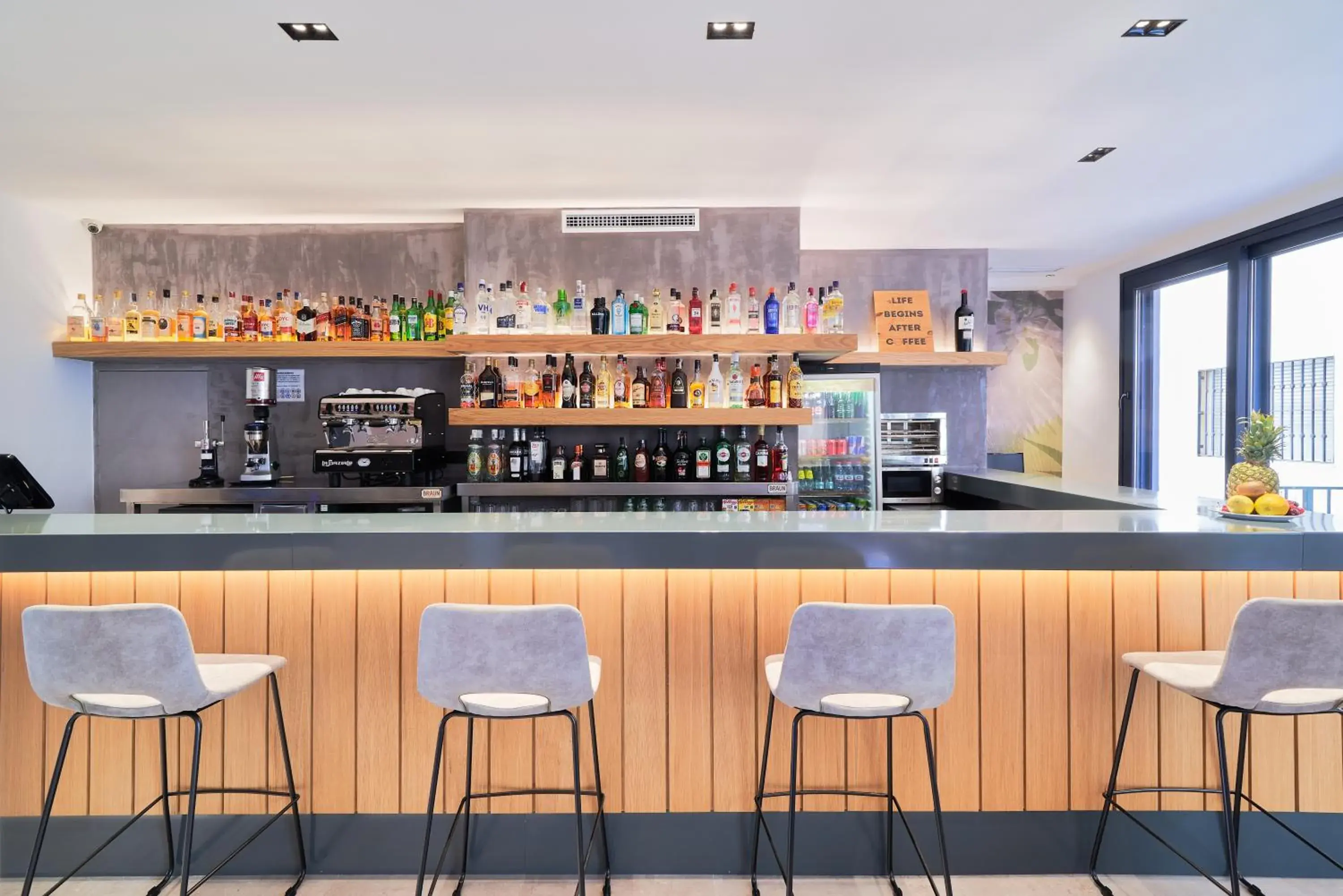 Restaurant/places to eat in Hostal Sol y Miel Restaurant/places to eat in Hostal Sol y Miel