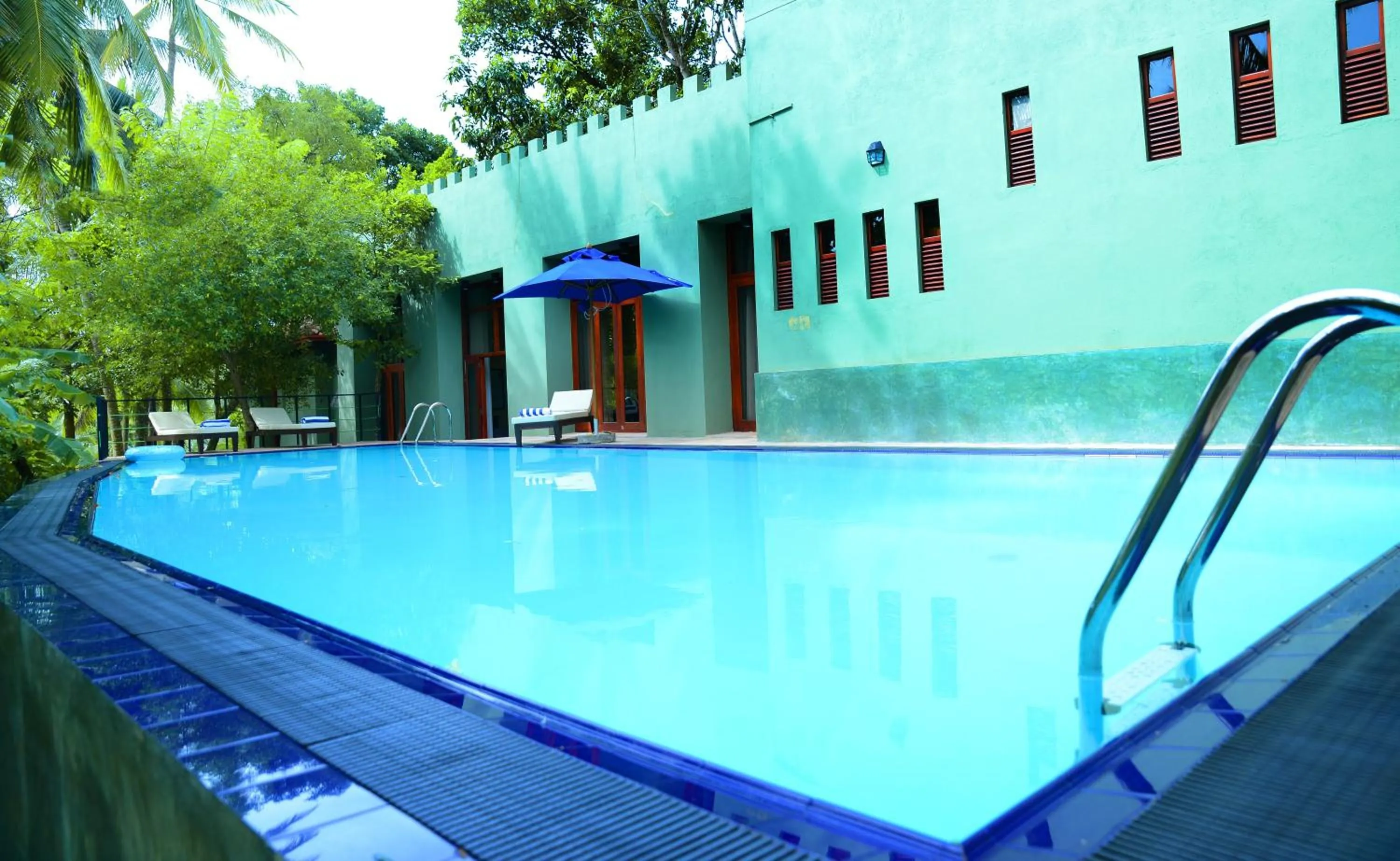 Swimming pool in Tropical Retreat