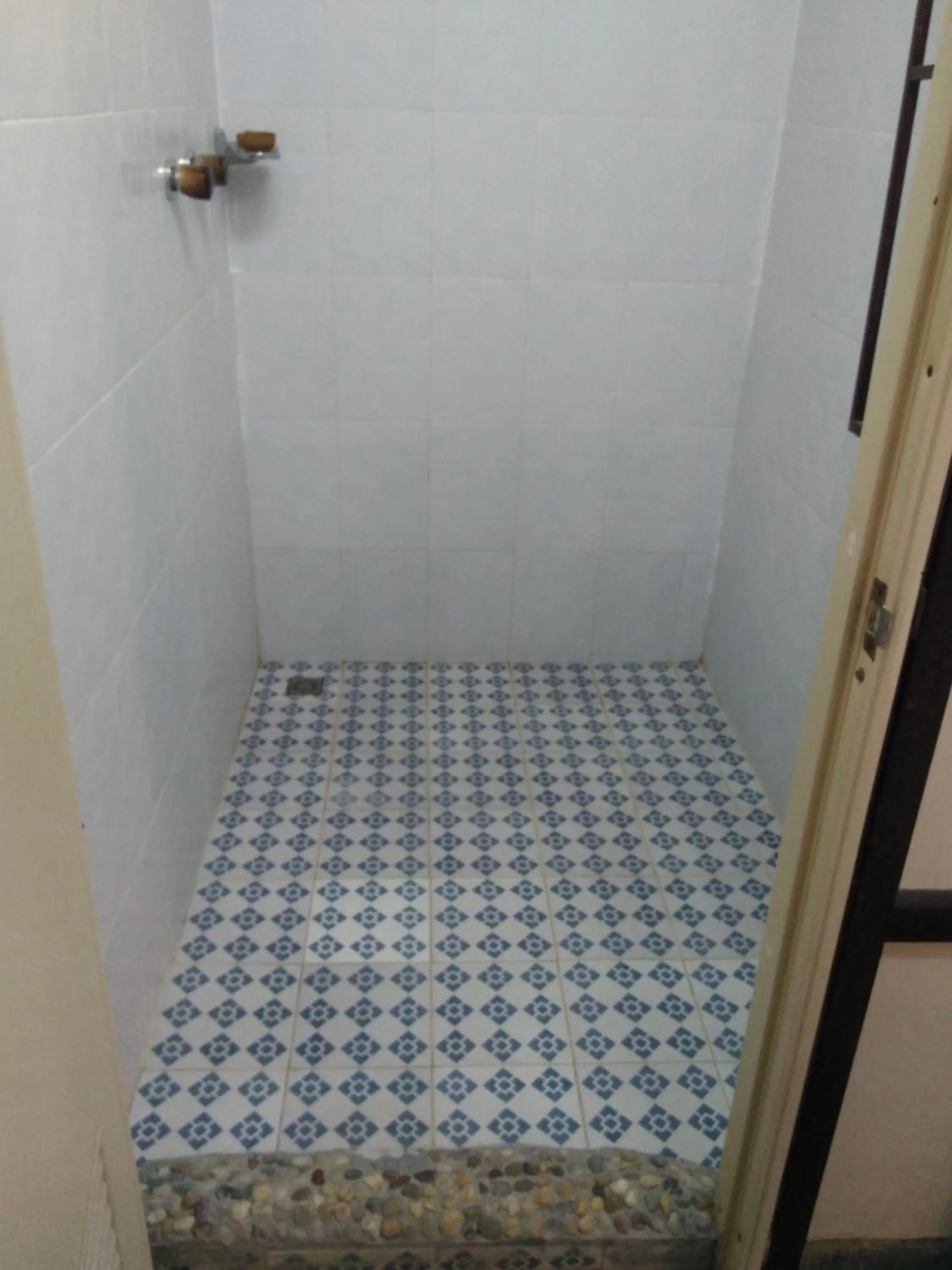 Shower in Northern Breeze Hotel