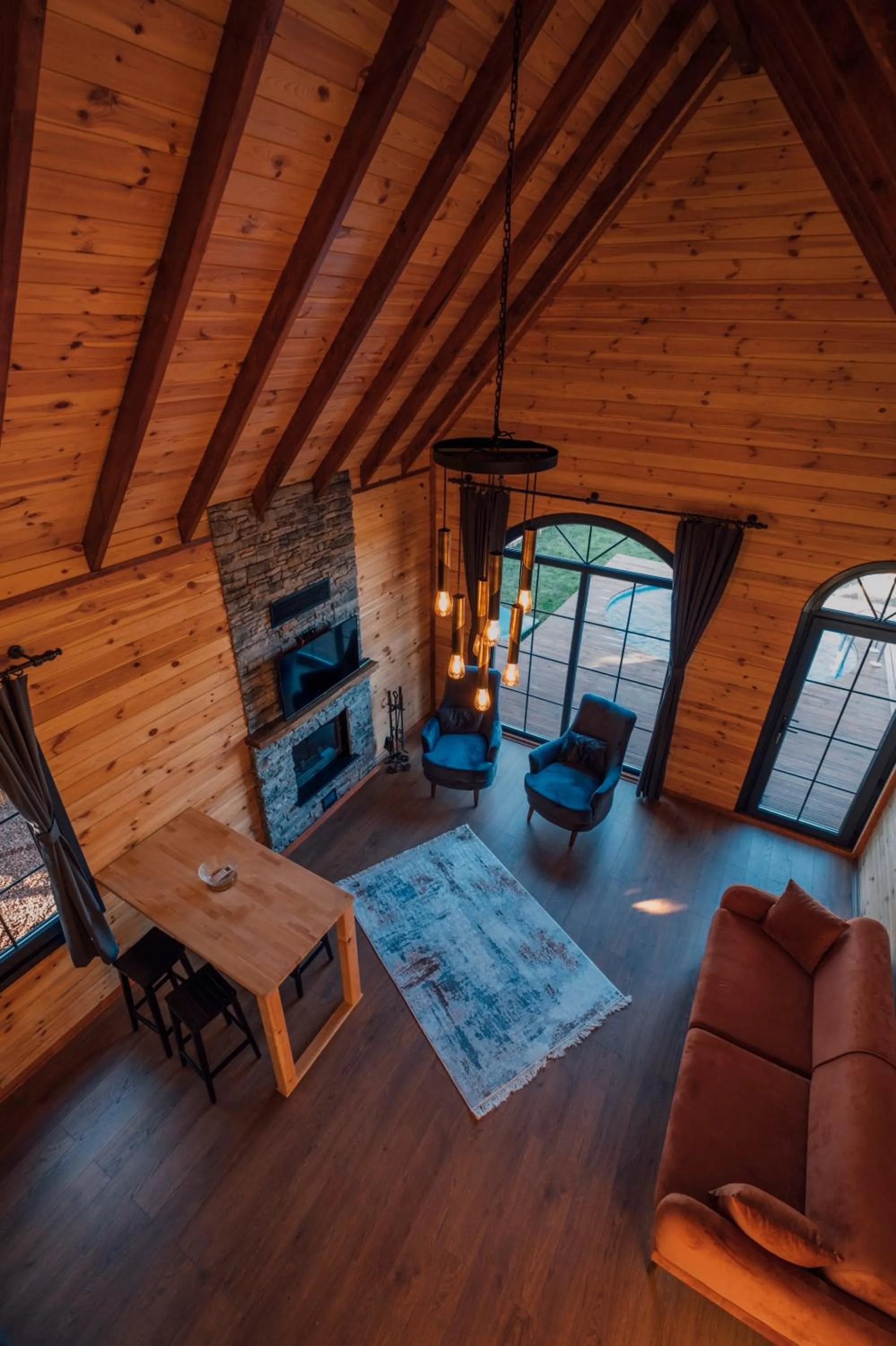 TV and multimedia in Sapanca Kırsal Silence