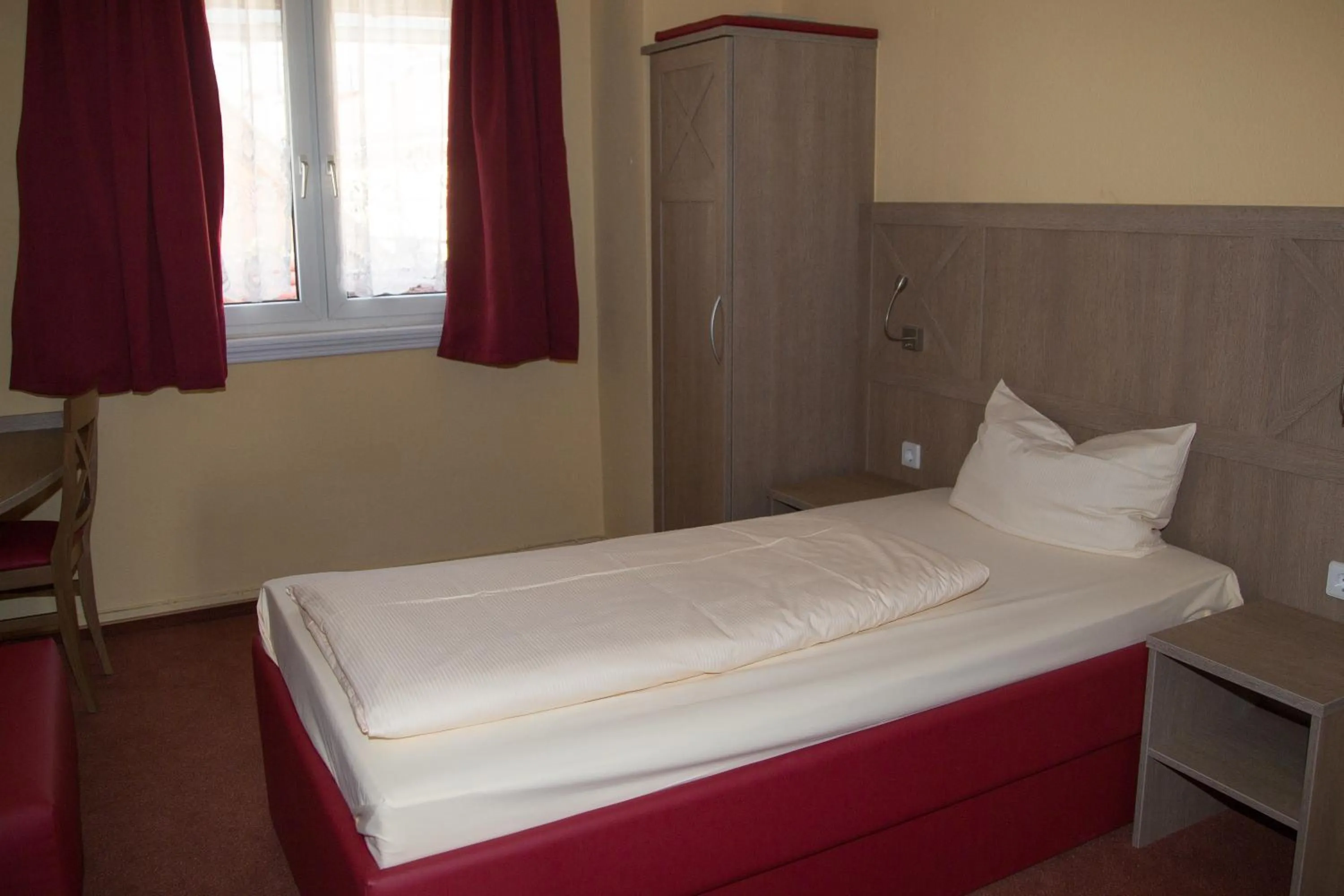 Single Room - single occupancy in Hotel Restaurant Löwen