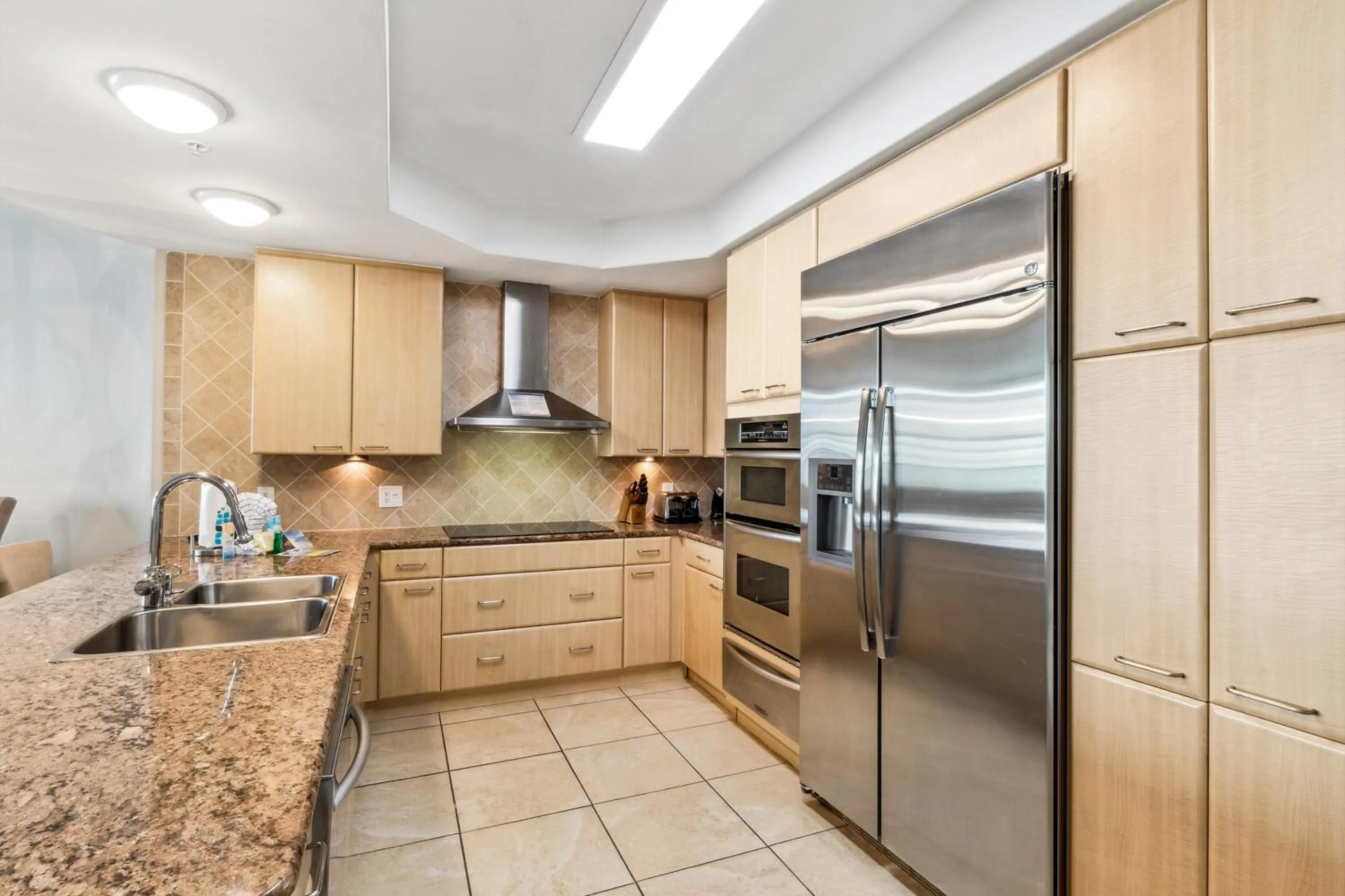 Kitchen or kitchenette in Caribe Resort by Hosteeva