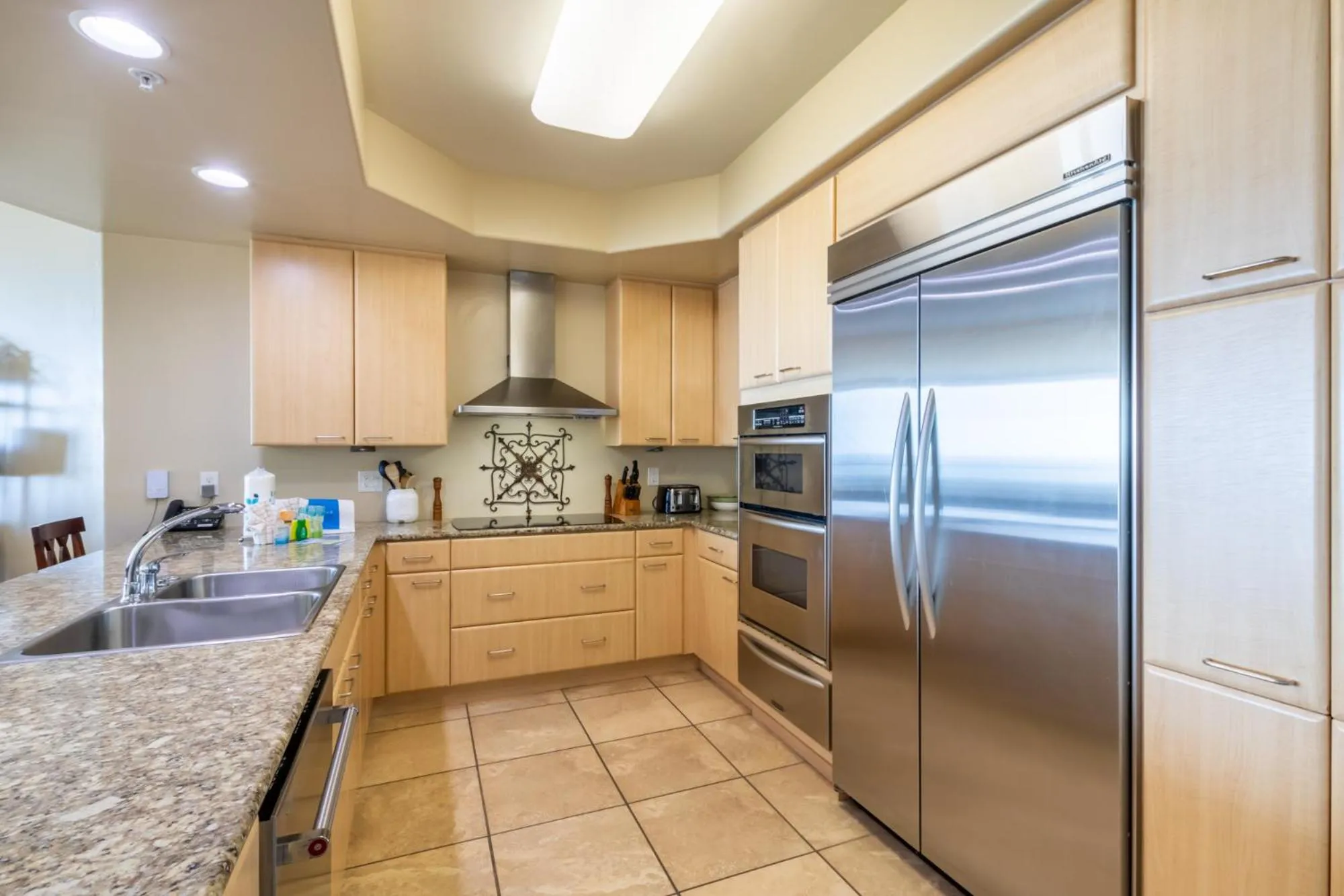 Kitchen or kitchenette in Caribe Resort by Hosteeva
