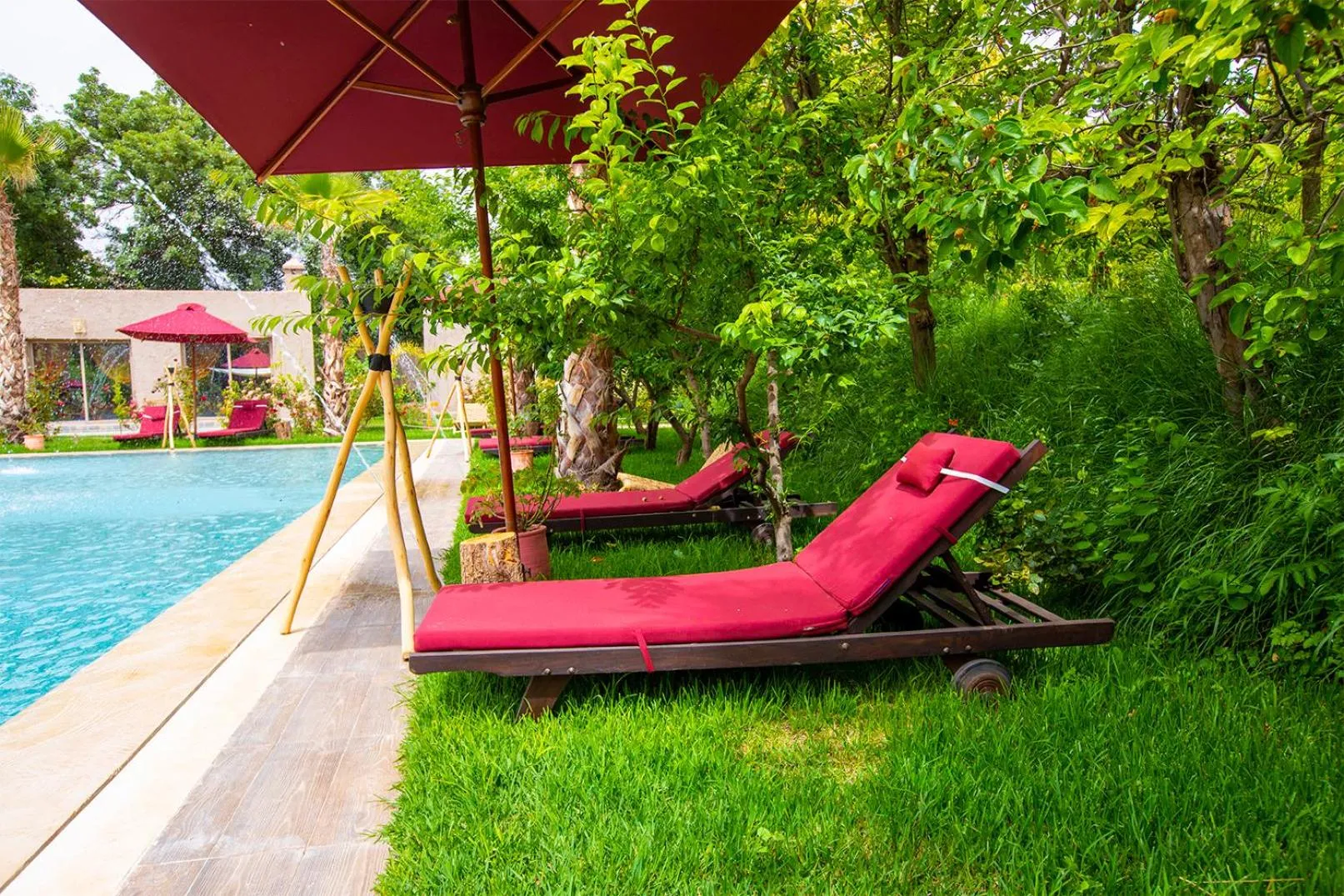 Pool view in The garden of Asni
