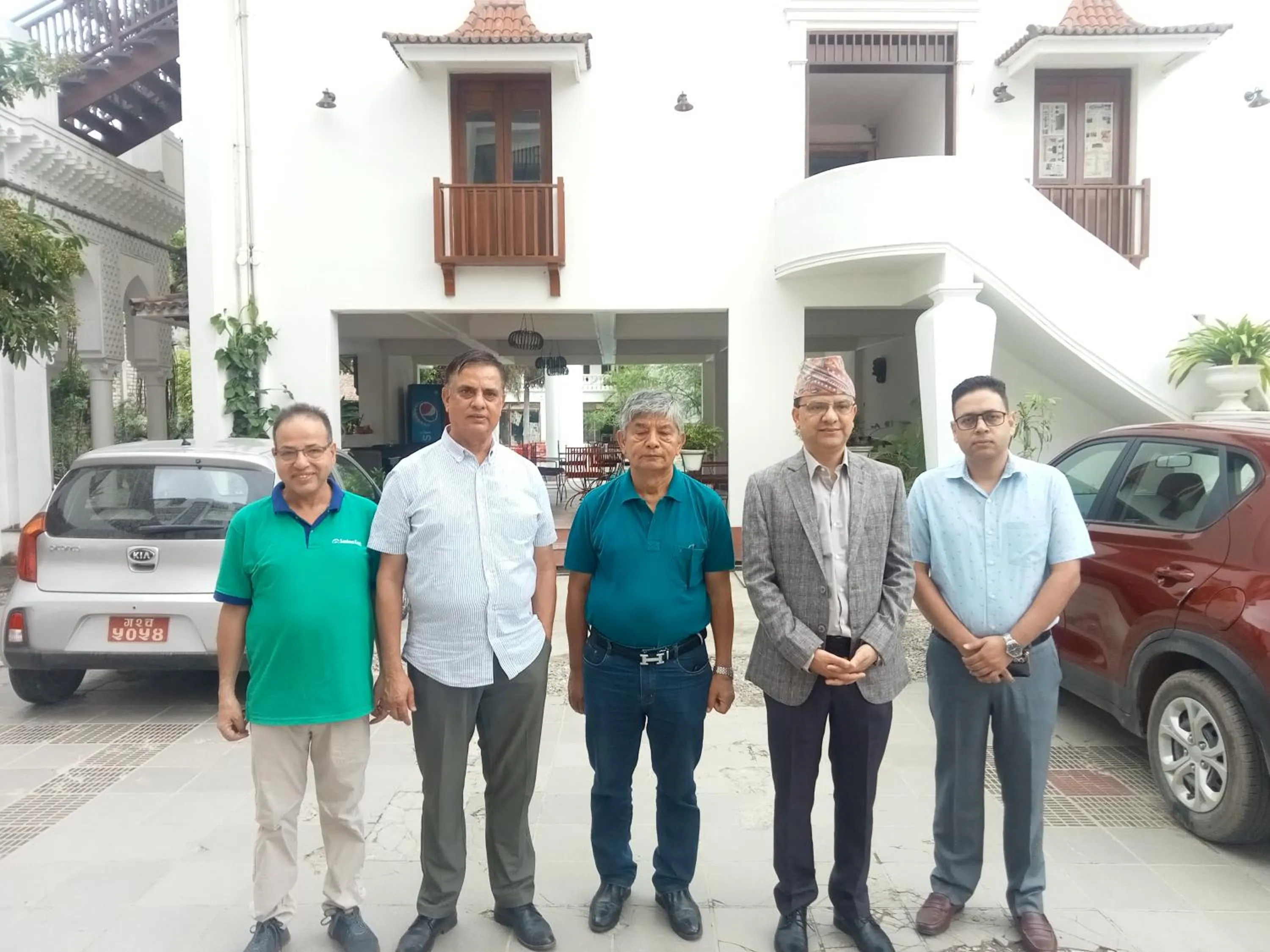 group of guests in Club De Novo Hotel