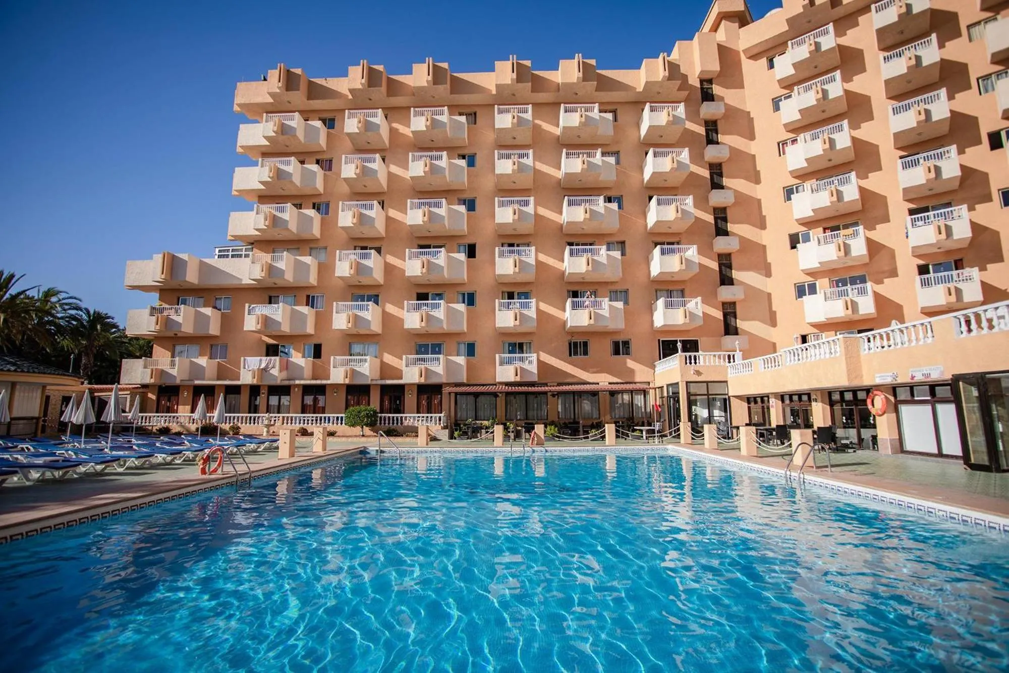 Property building in Servatur Caribe