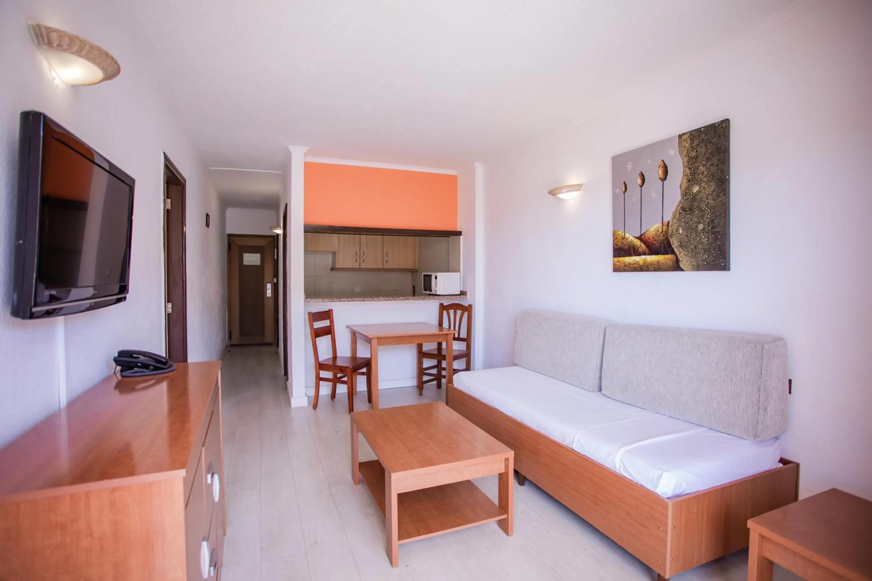 Photo of the whole room in Servatur Caribe