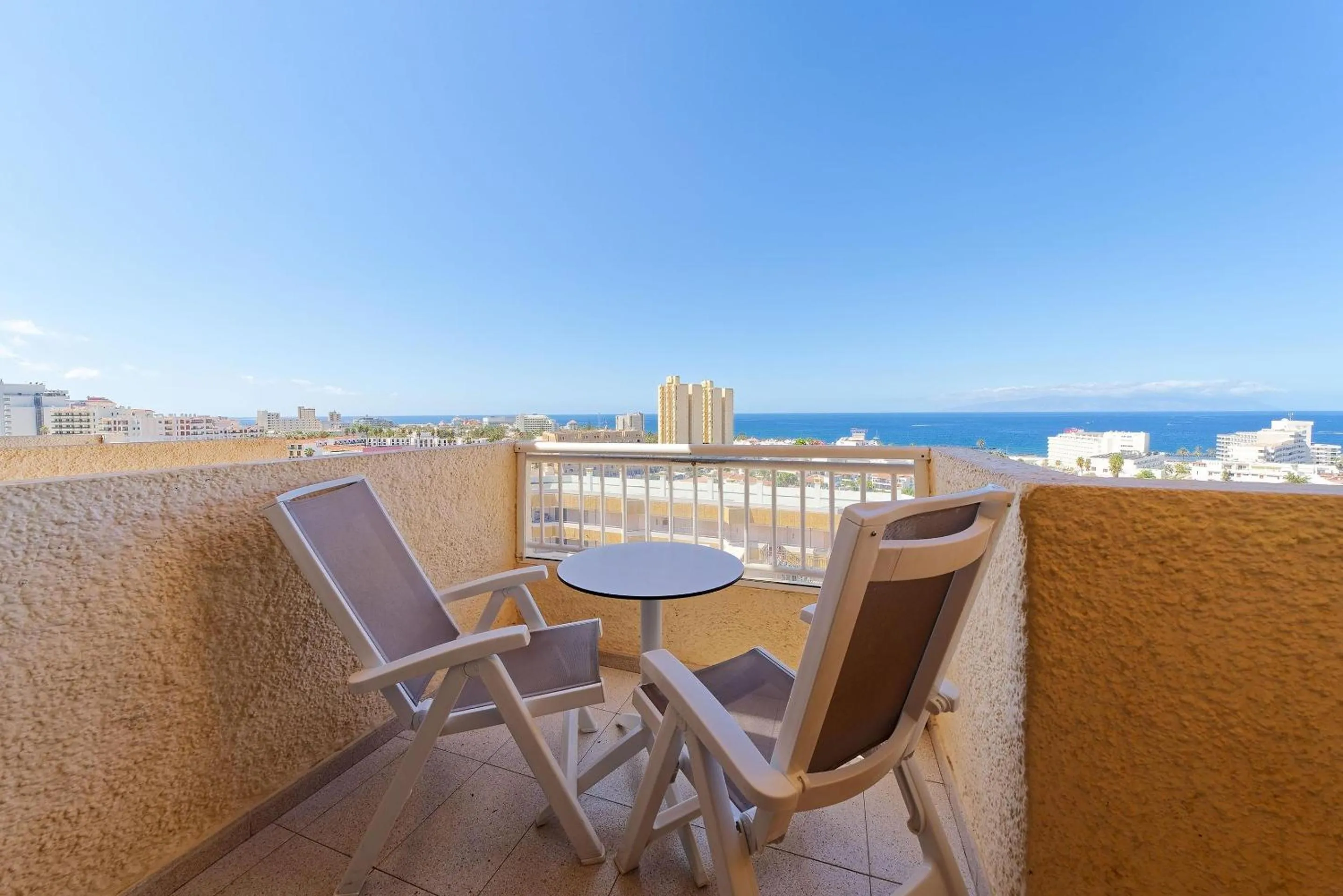 Photo of the whole room in Servatur Caribe